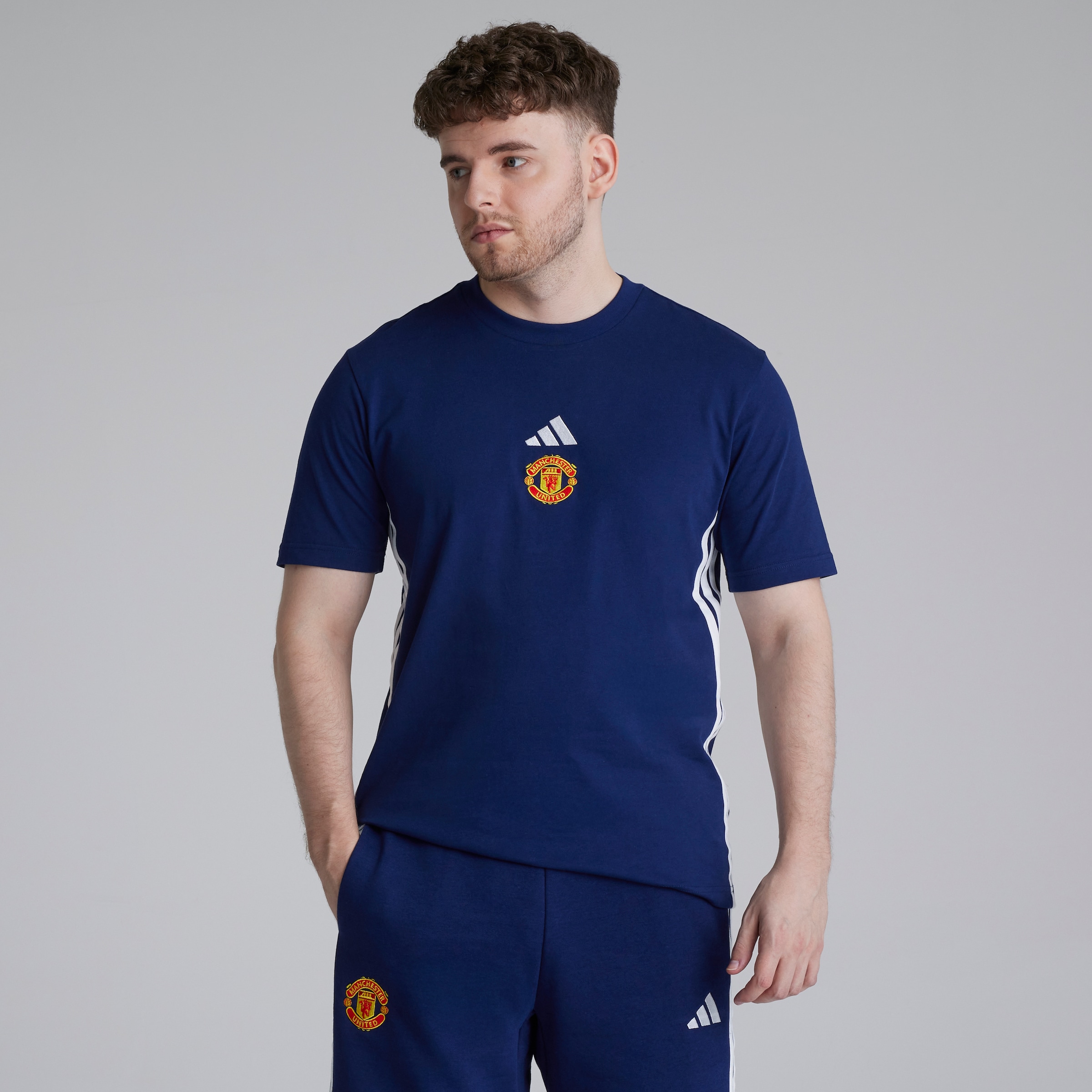 Manchester United x adidas Essentials 3-Stripes Single Jersey T-Shirt Blue Azul