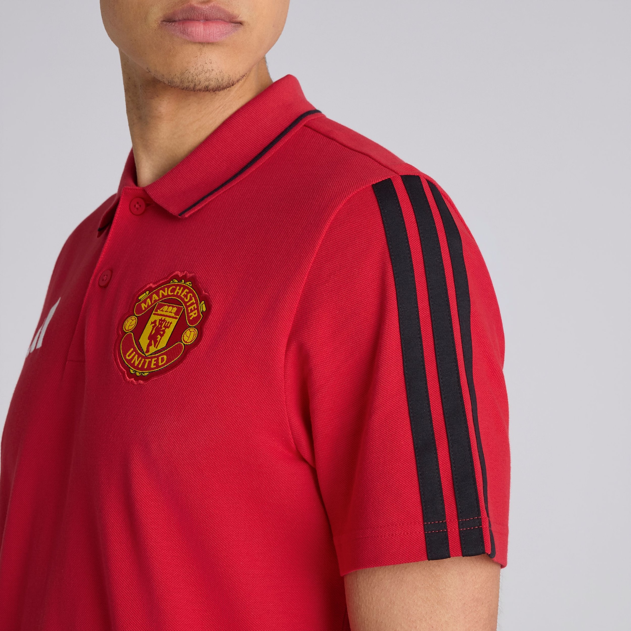 Manchester United x adidas DNA Polo Shirt Red Rojo Detalle [5-5]