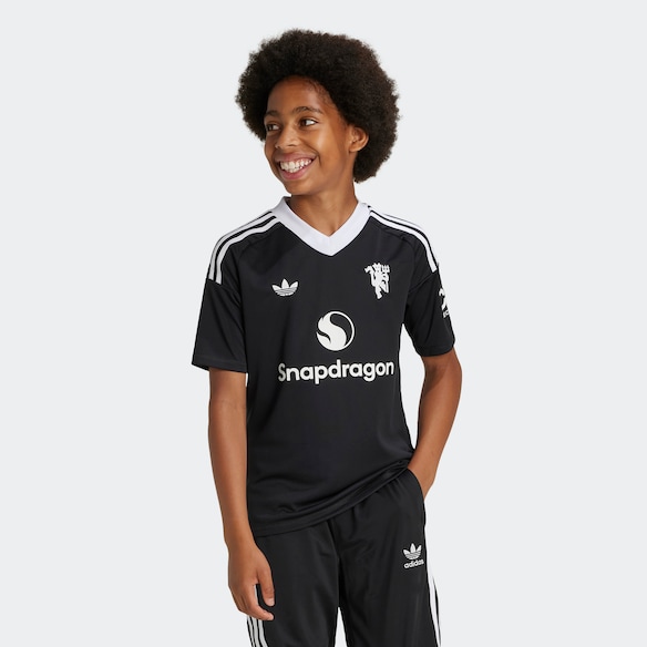 Manchester United 24/25 Third Goalkeeper Jersey Kids Black