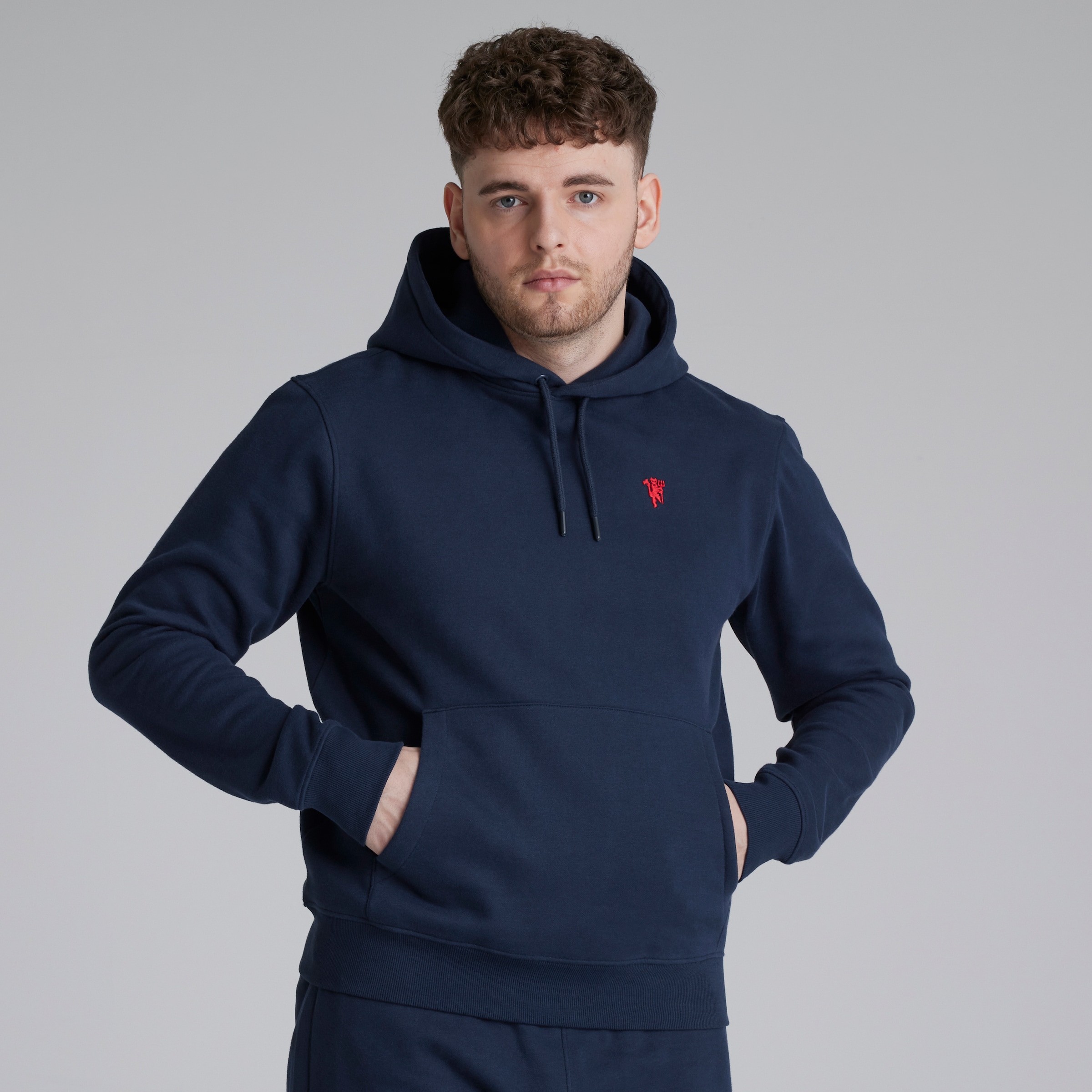 Manchester United Devil Essentials Overhead Hoodie Navy Navy blue