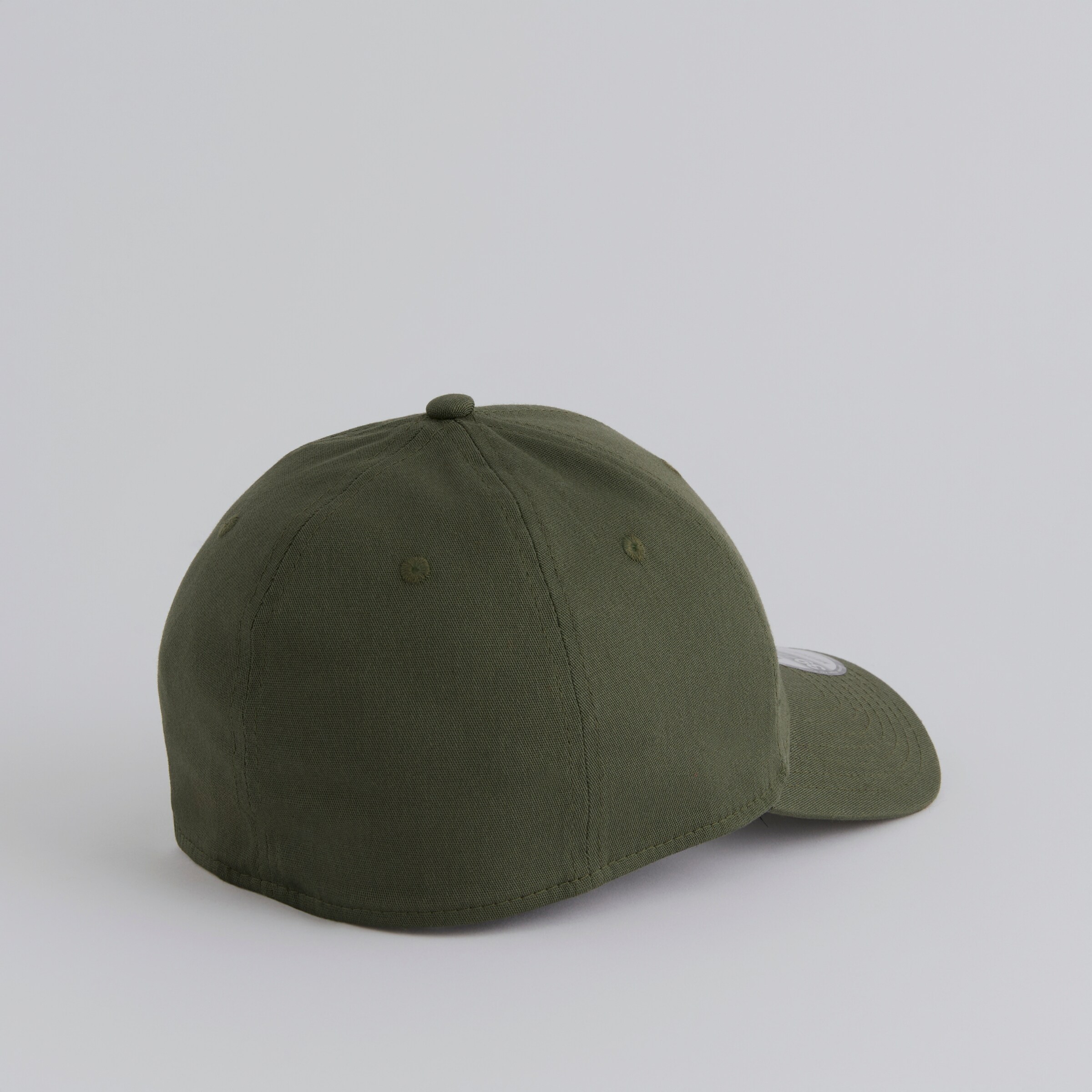 Manchester United x New Era Crest 39Thirty Cap Green Green Detail [4-5]