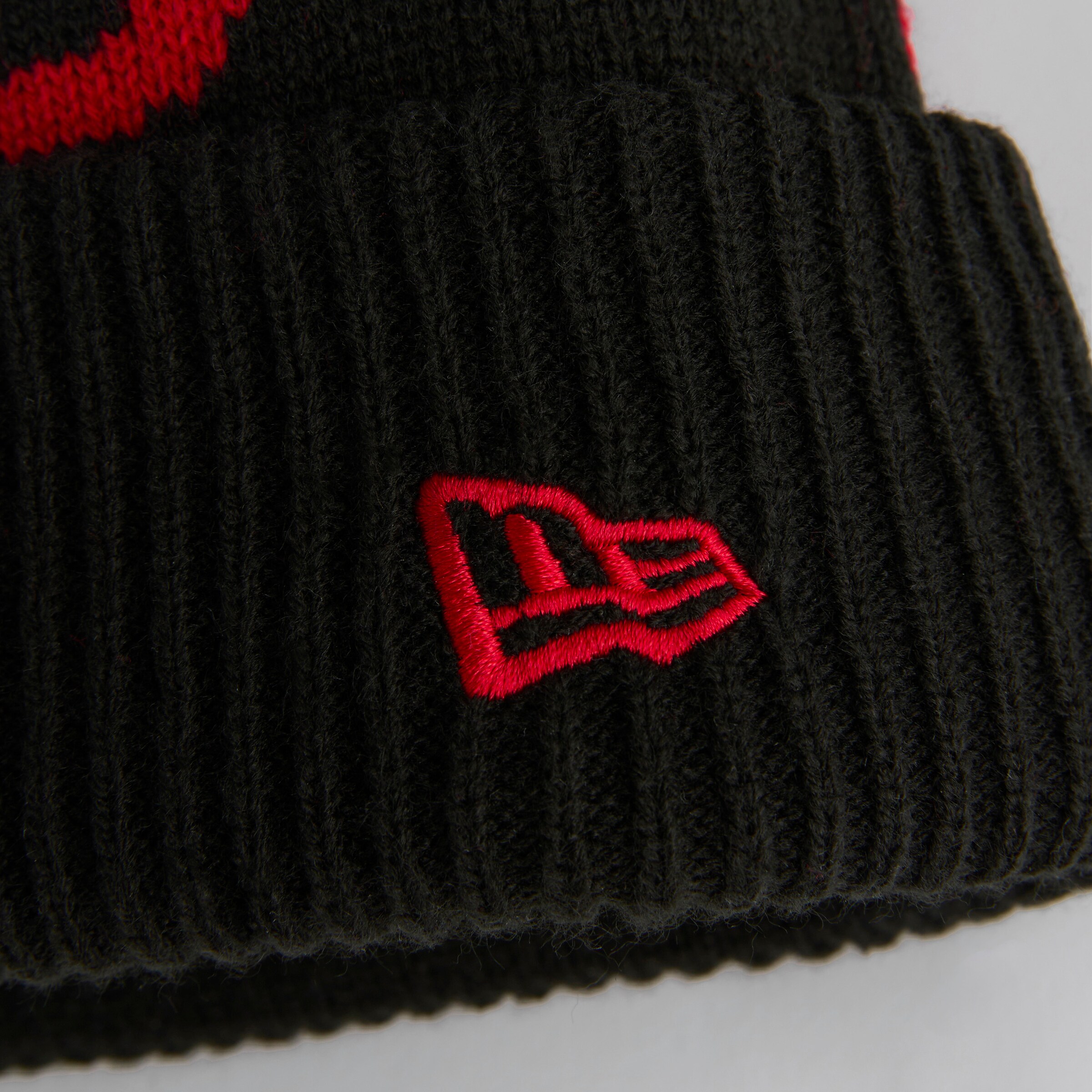 Buy Manchester United x New Era Sport Beanie Red Manchester