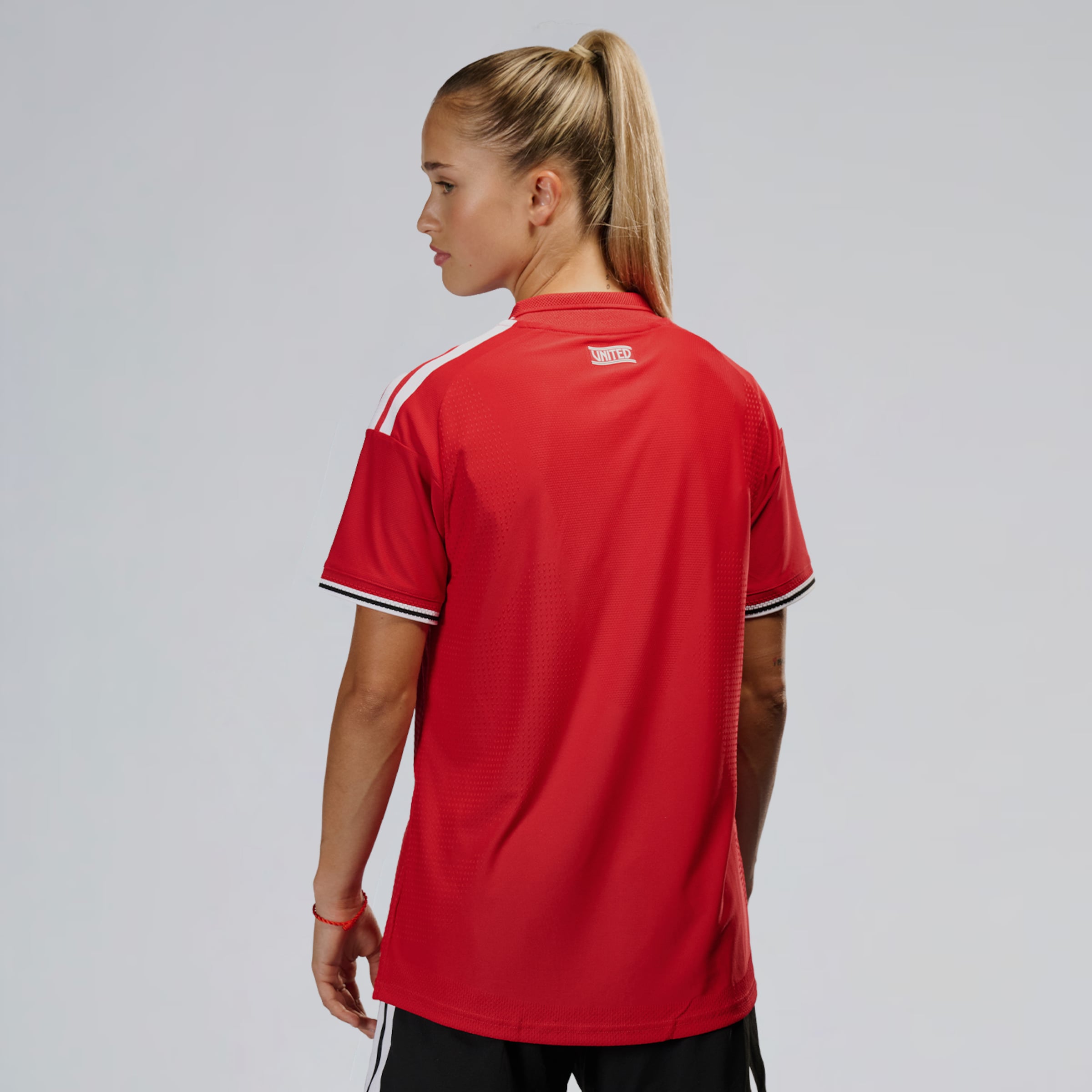 Manchester United Womens 26/27 Home Authentic Jersey Red Detail [2-5]