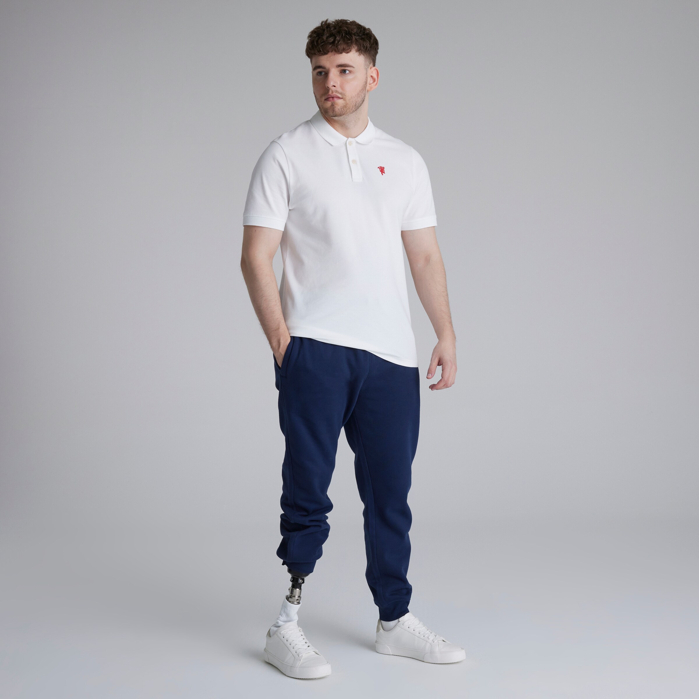 Manchester United Devil Essentials Polo Shirt White White Detail [3-4]