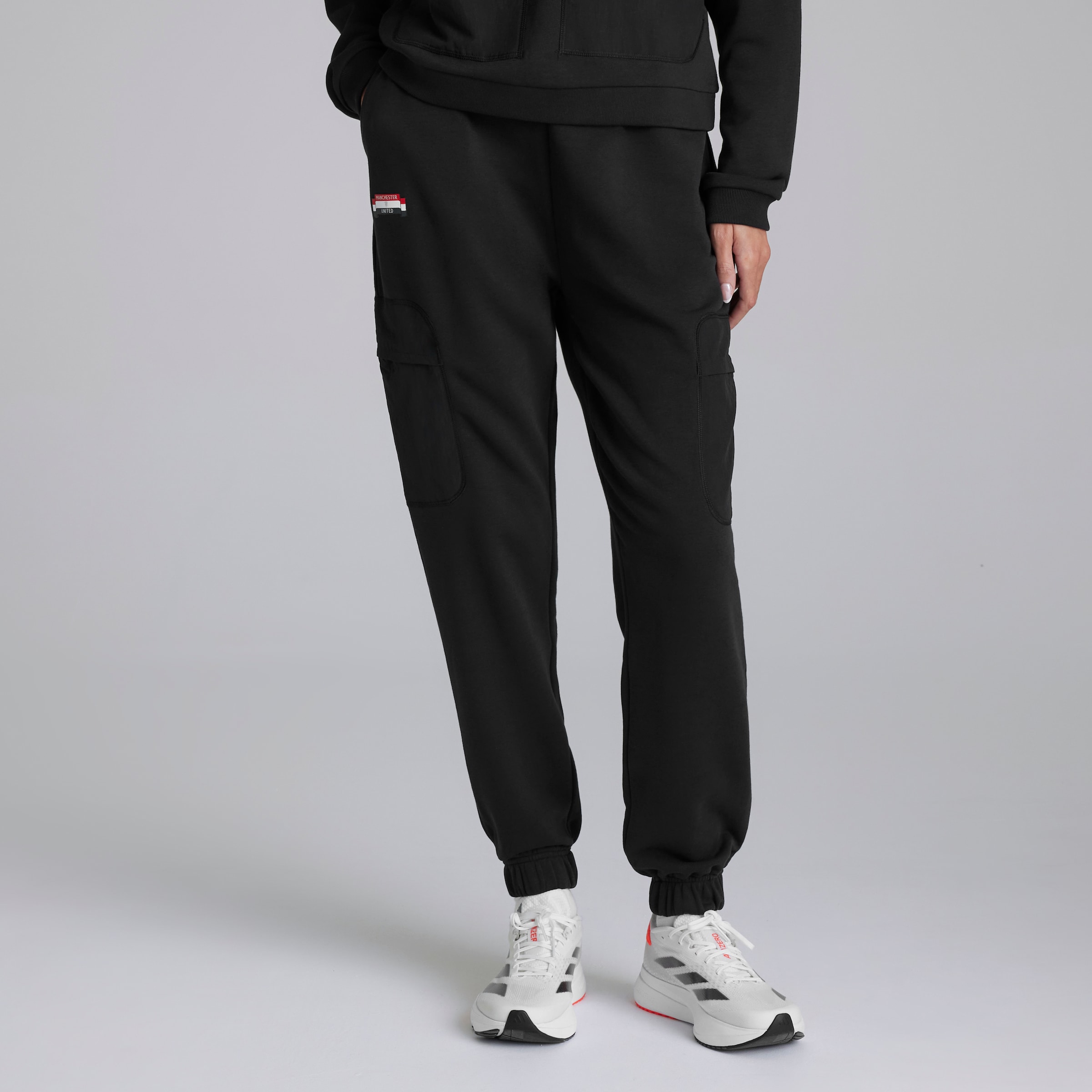 Manchester United x adidas Womens City Escape Cargo Pant Black Black Detail [1-5]