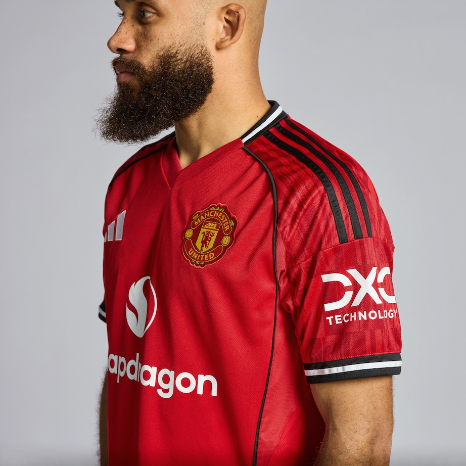 Manchester United 25/26 Home Jersey