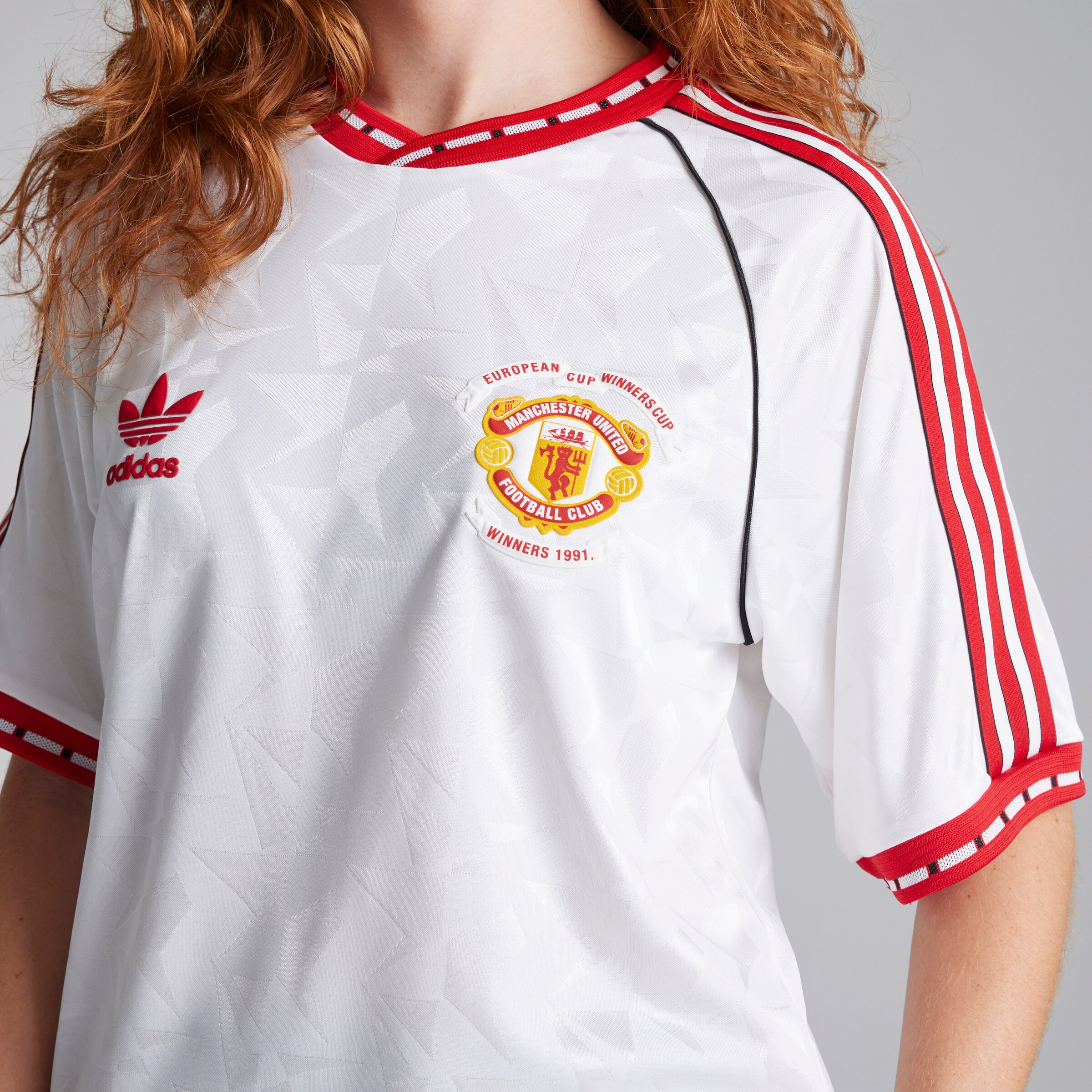 Manchester United x adidas Bring Back 1991 Away Jersey White Blanc Détail [10-12]