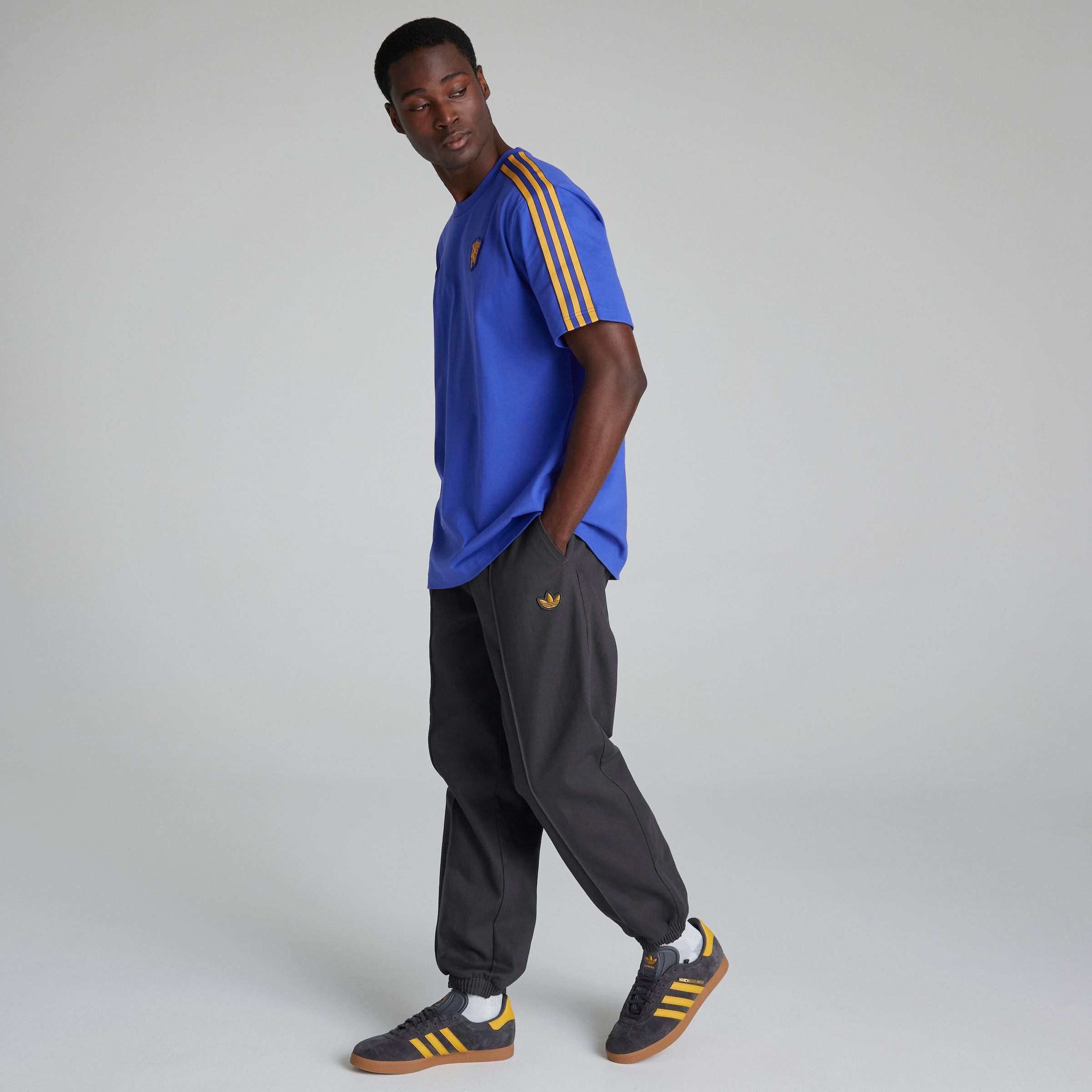 Manchester United Terrace Icons Drill Tracksuit Bottoms Negro Detalle [3-6]