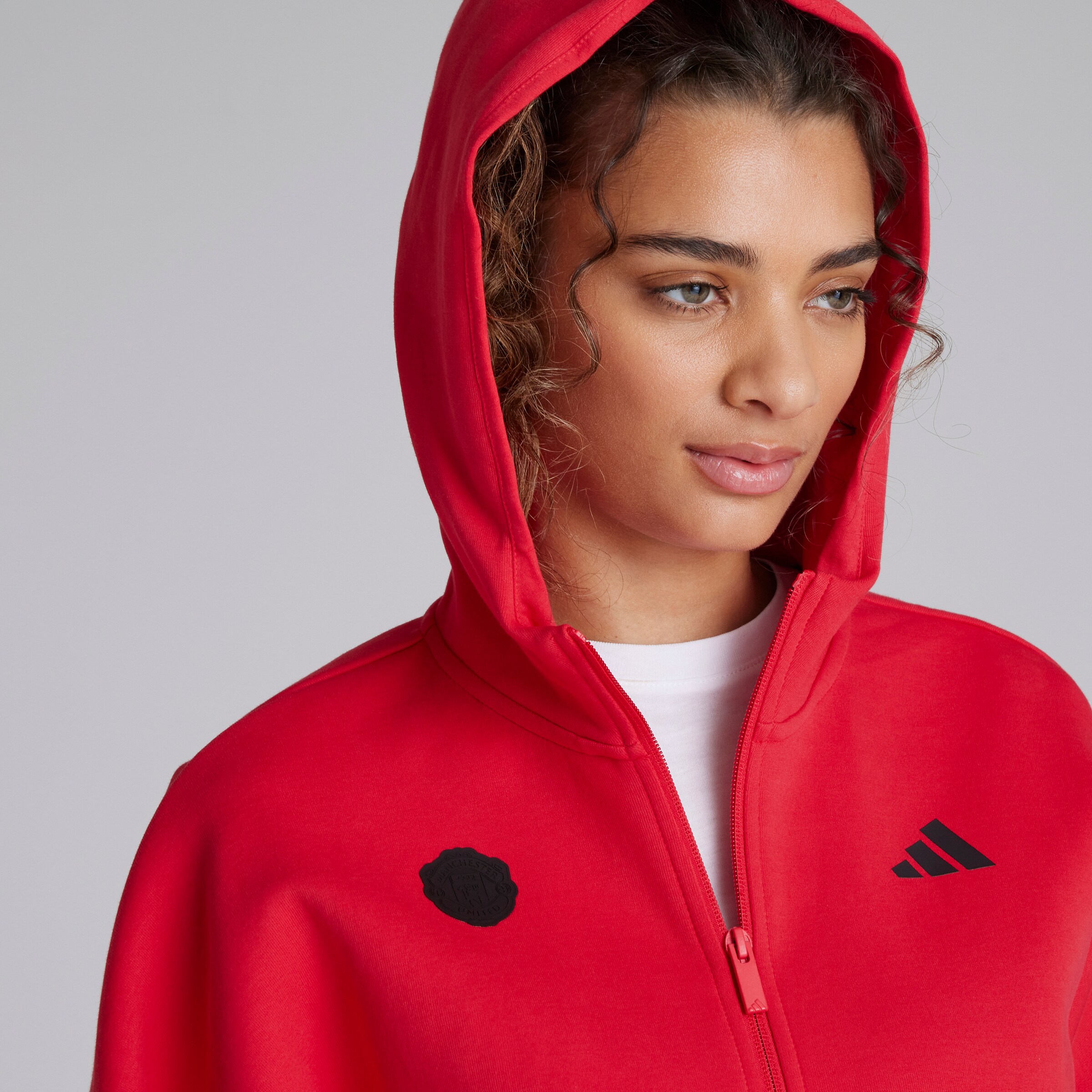 Manchester United x adidas Womens Future Icons Full Zip Hoodie Red Red Detail [5-5]