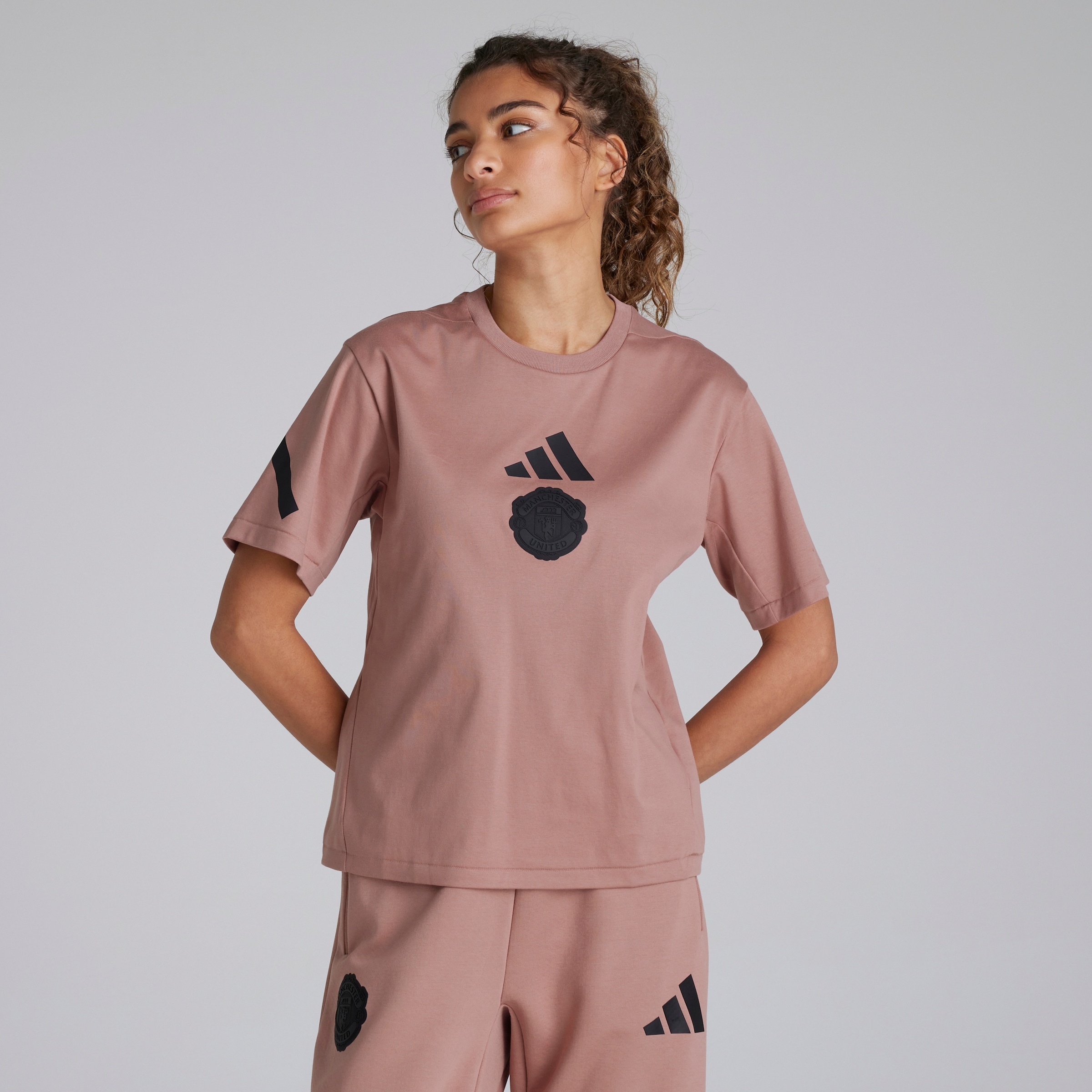 Buy Manchester United x adidas Womens Z.N.E. T-Shirt Pink