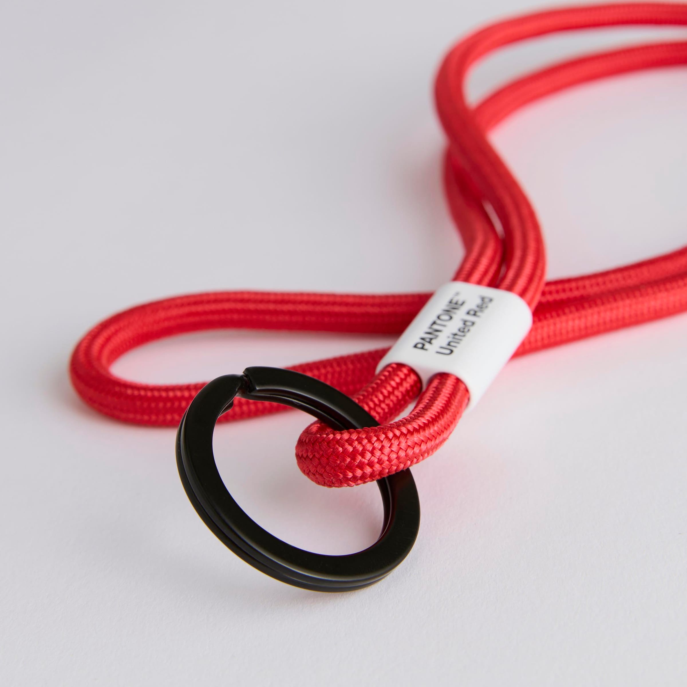 Manchester United x Pantone Long Key Chain Red Red Detail [4-4]