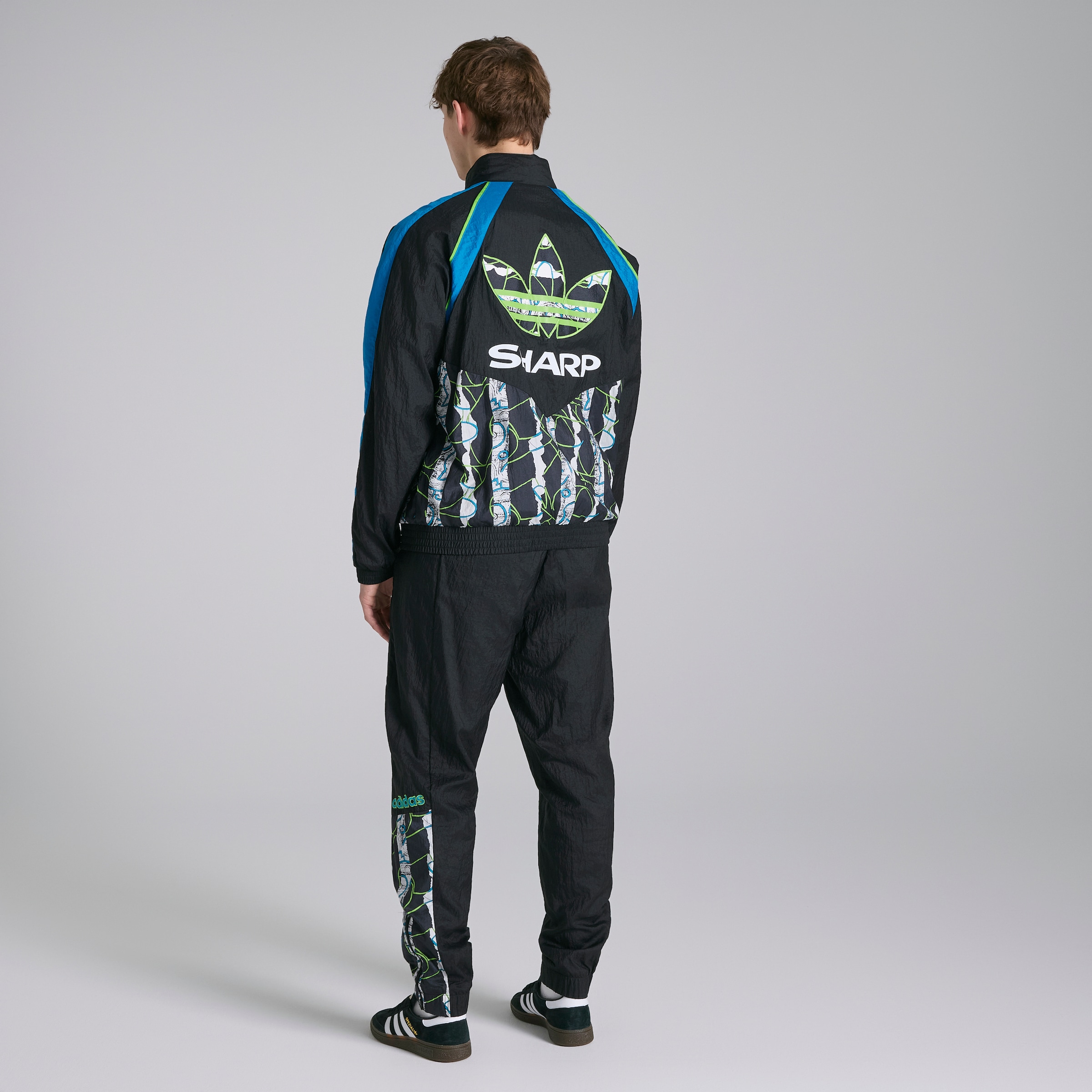 Manchester United x adidas Bringback 90/92 Track Pants Black Black Detail [3-8]