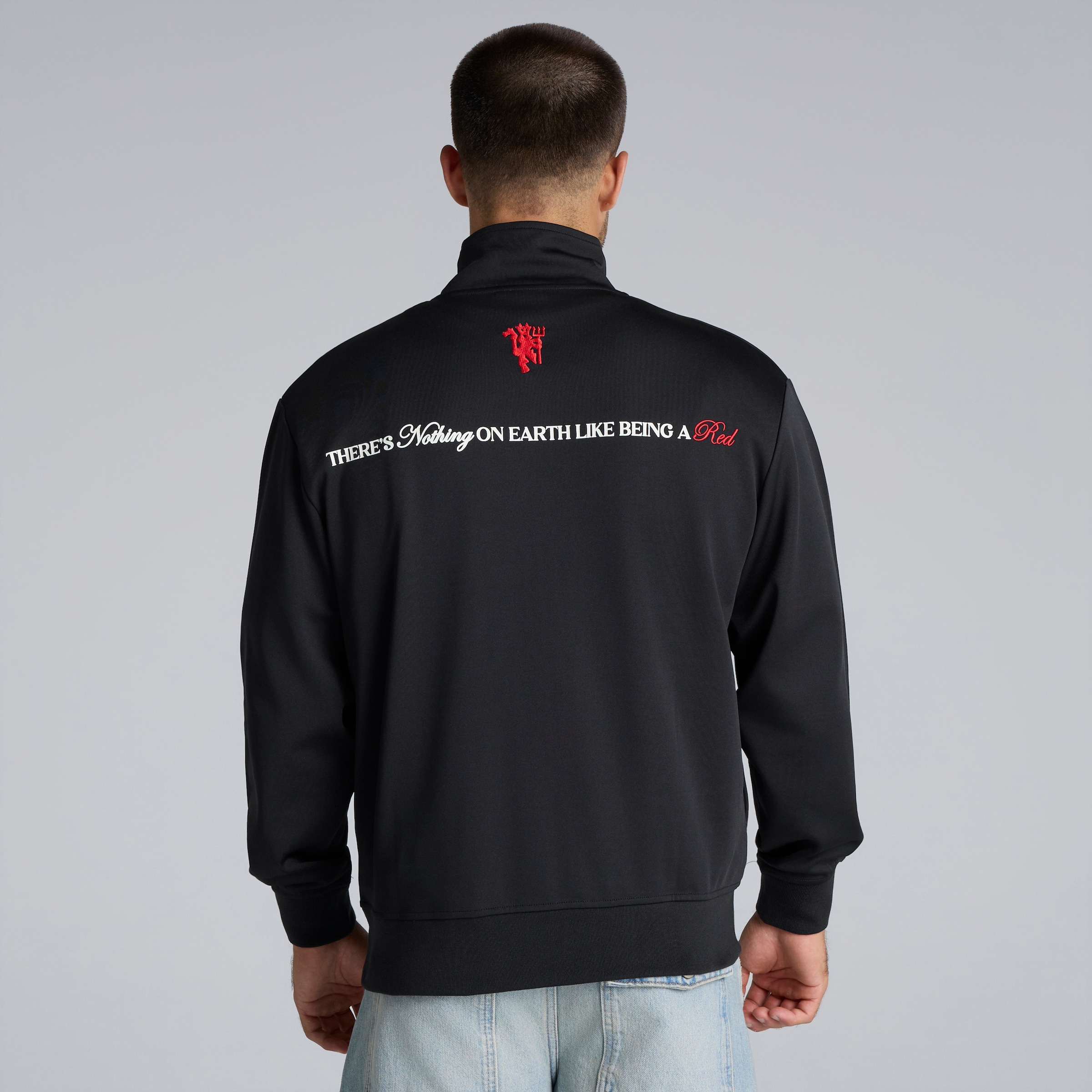 Manchester United There's Nothing on Earth Like Being a Red Track Jacket Black Negro Detalle [2-5]