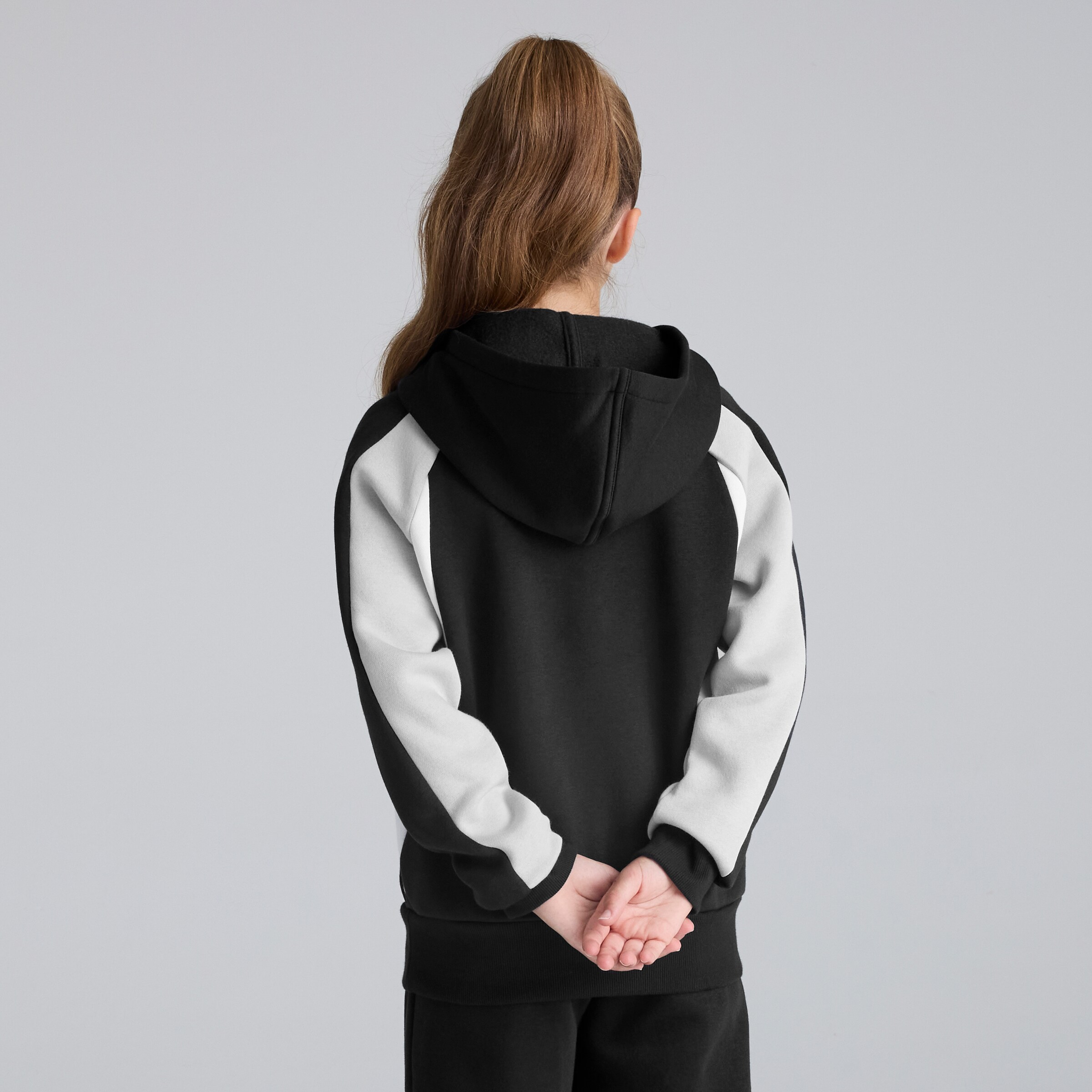 Manchester United x adidas Kids Colourblock Hoodie Black Black Detail [2-5]