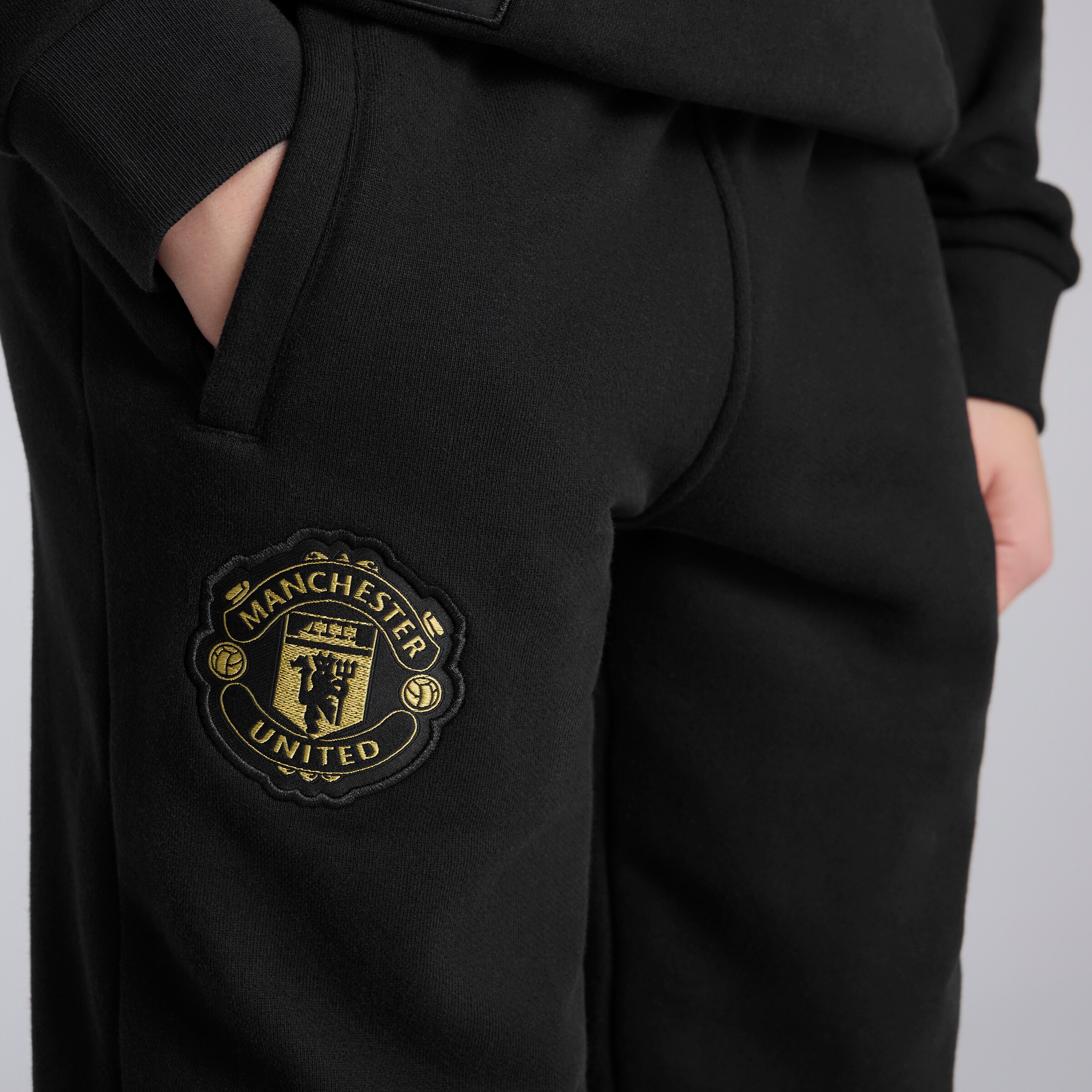 Manchester United Cultural Story Joggers Kids 검정색 세부 사항 [4-5]