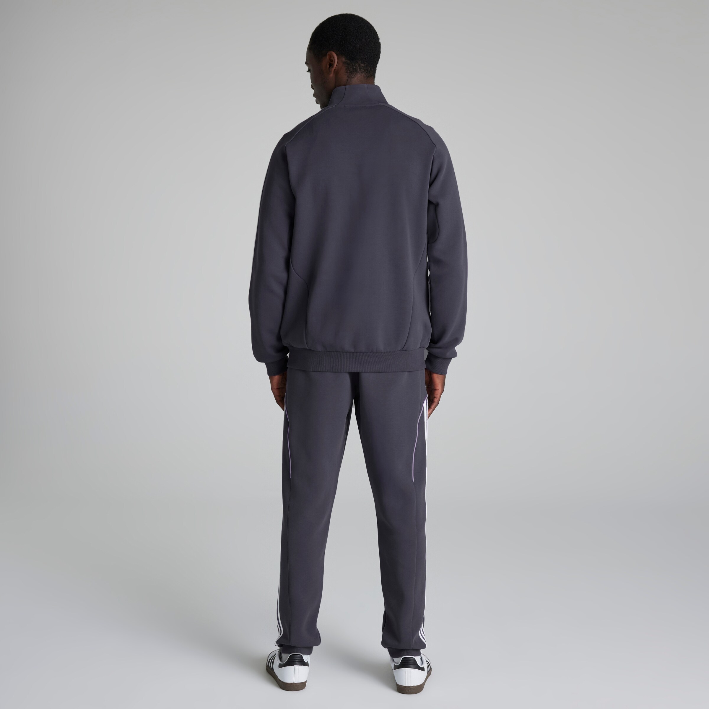 Manchester United x adidas Urban Purist Pants Purple Purple Detail [2-6]