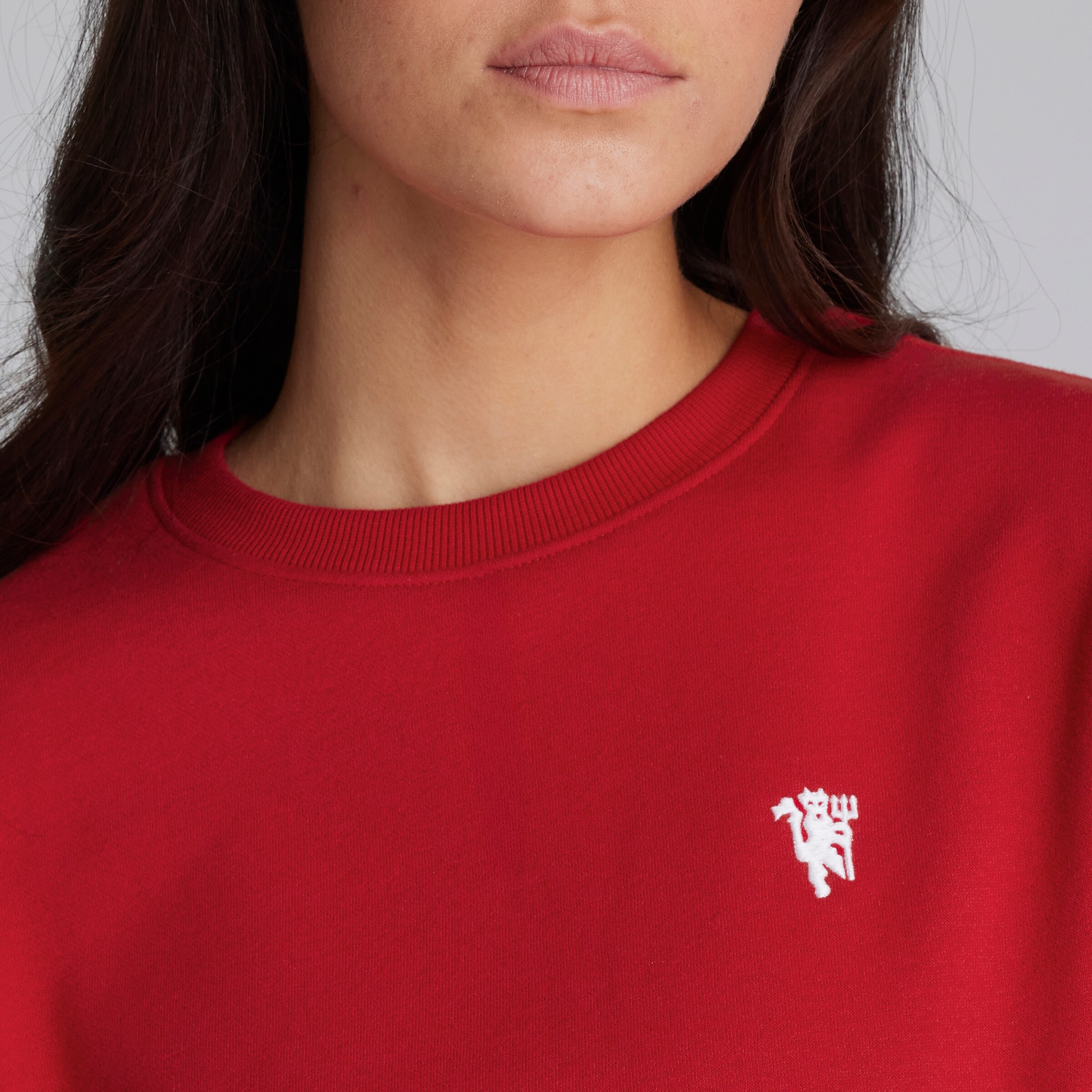 Manchester United Womens Devil Essentials Sweatshirt Red Red Detail [4-4]