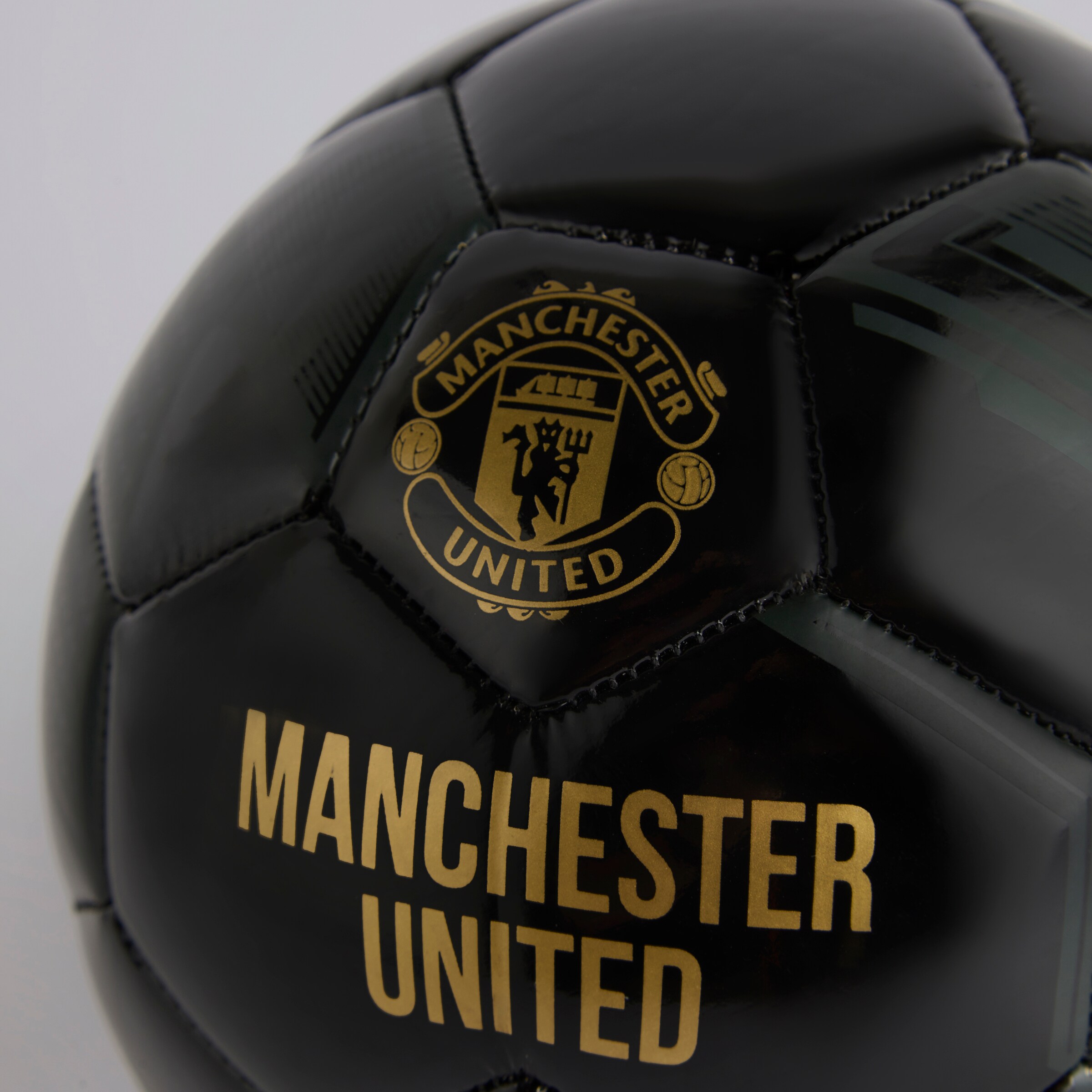 Manchester United Football Size 1 Black Black Detail [3-4]