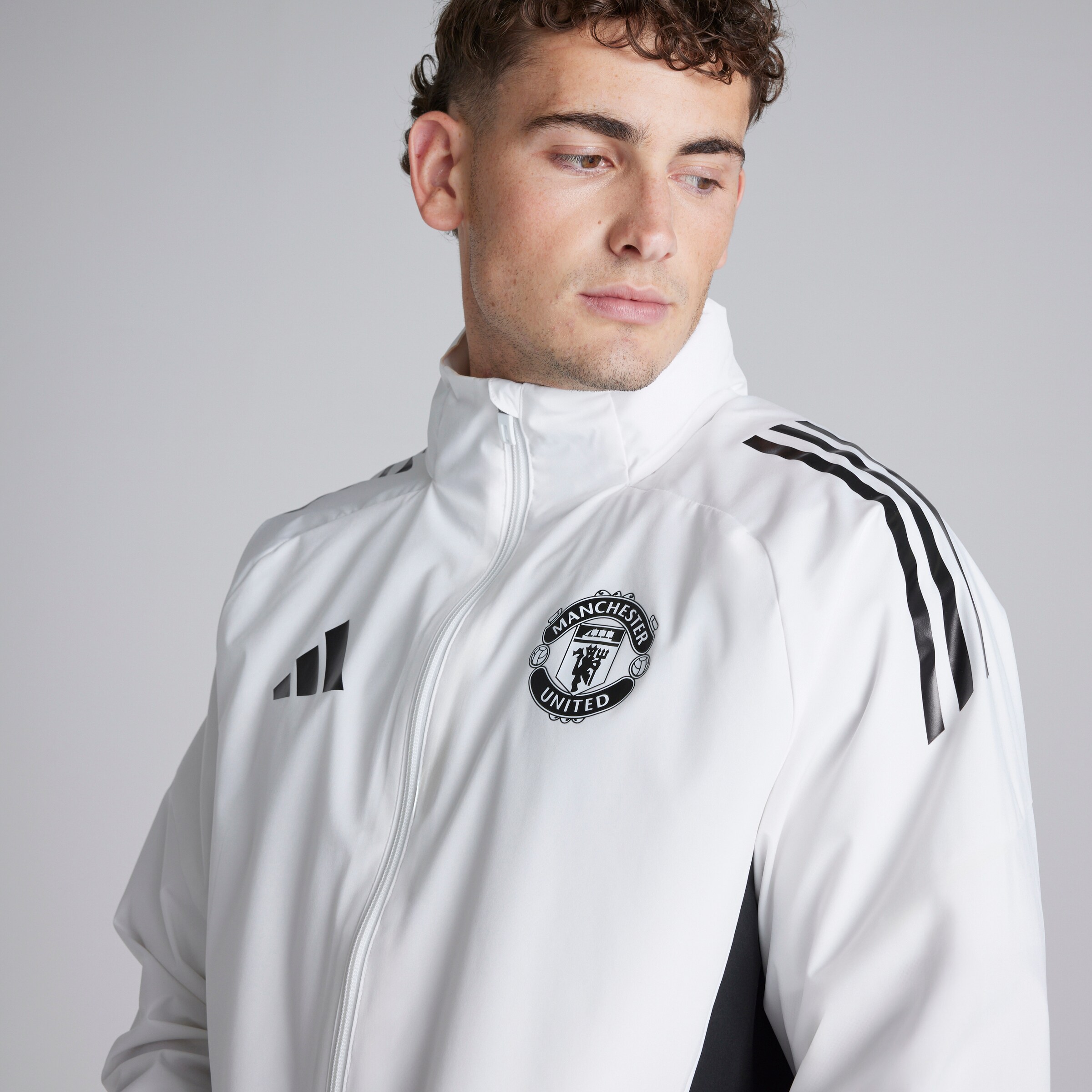 Manchester United Tiro 25 Competition All-Weather Jacket White Detail [5-8]