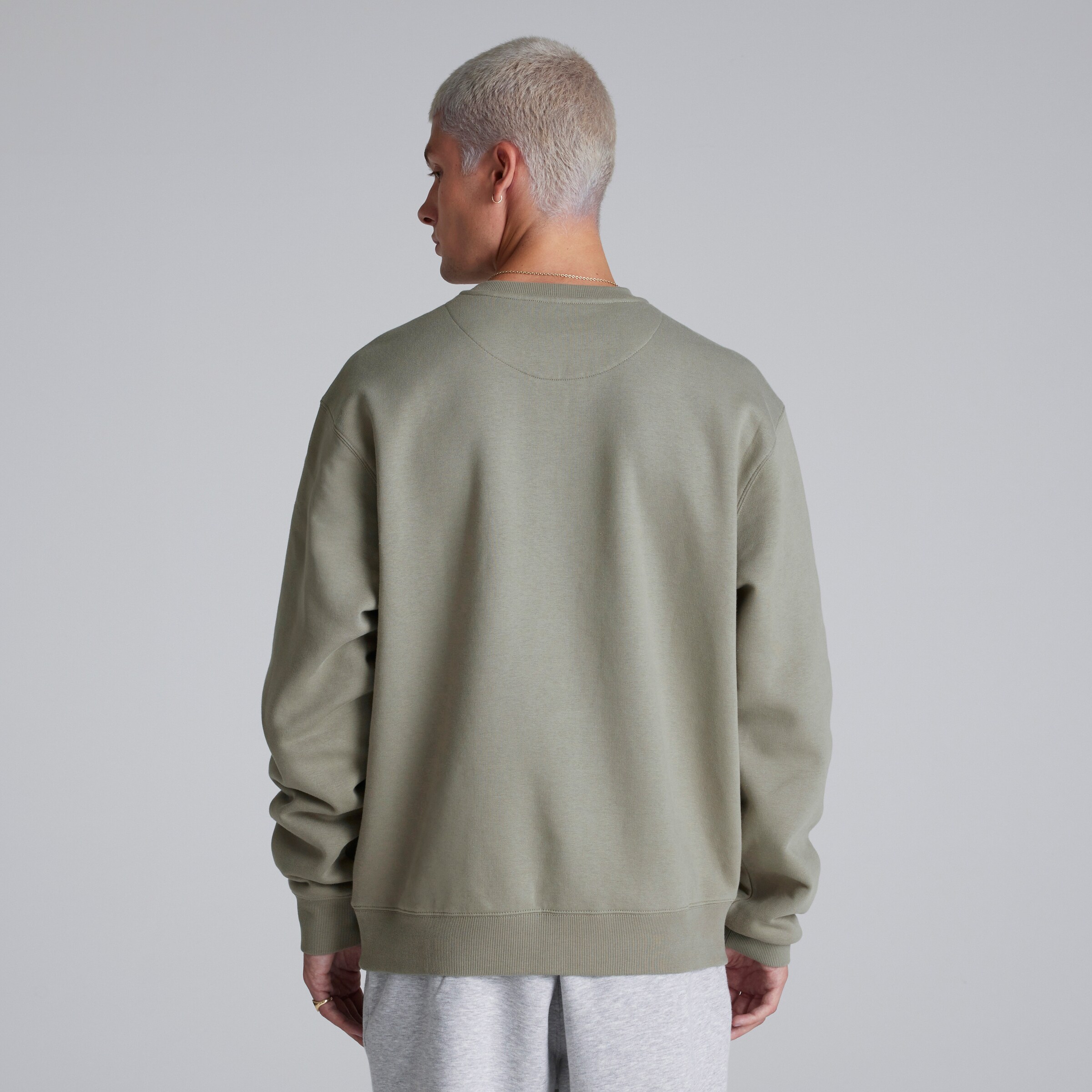 Manchester United Mens MUFC Sweatshirt Green Green Detail [2-5]