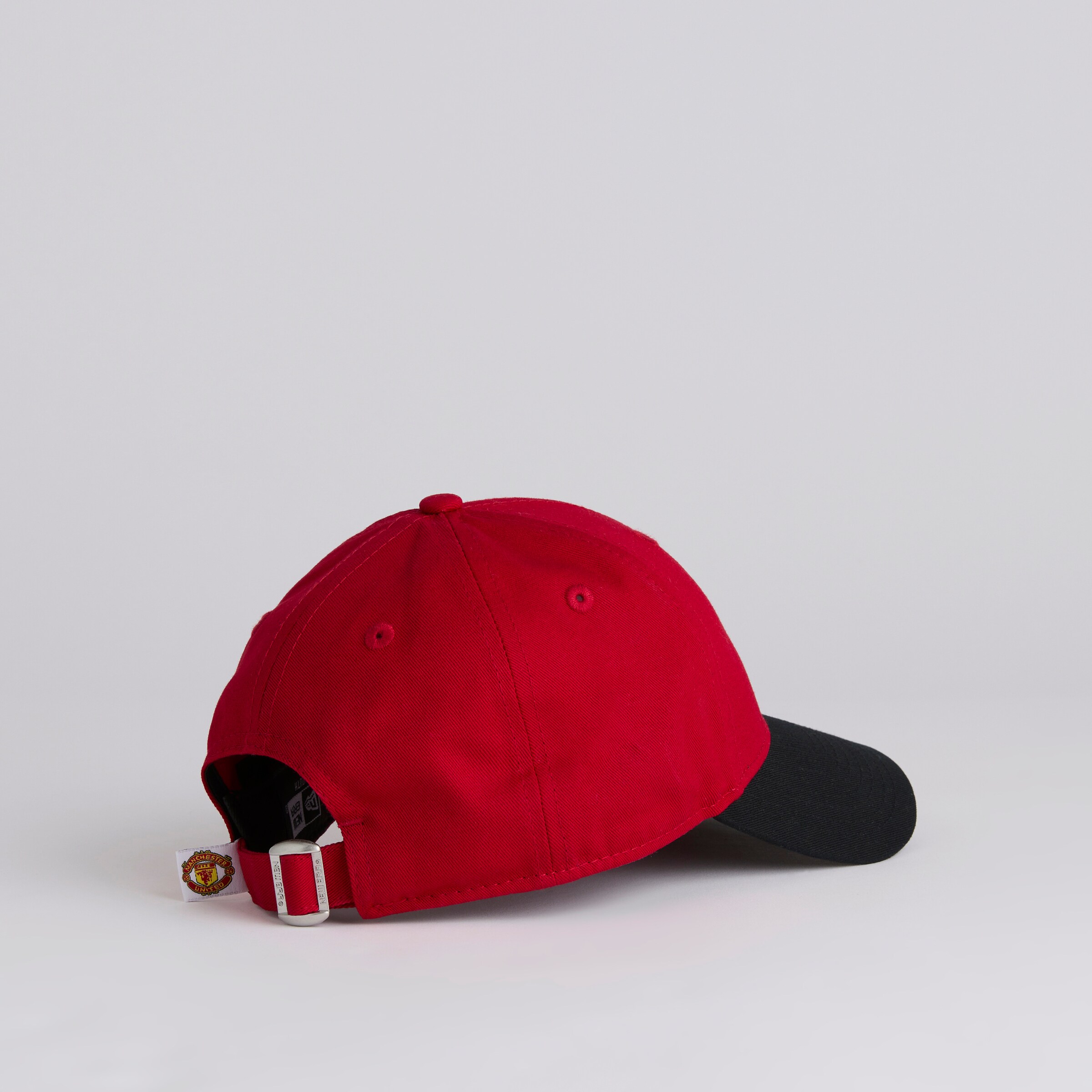 Manchester United x New Era Kids Fred the Red 9Forty Cap Red Red Detail [3-4]