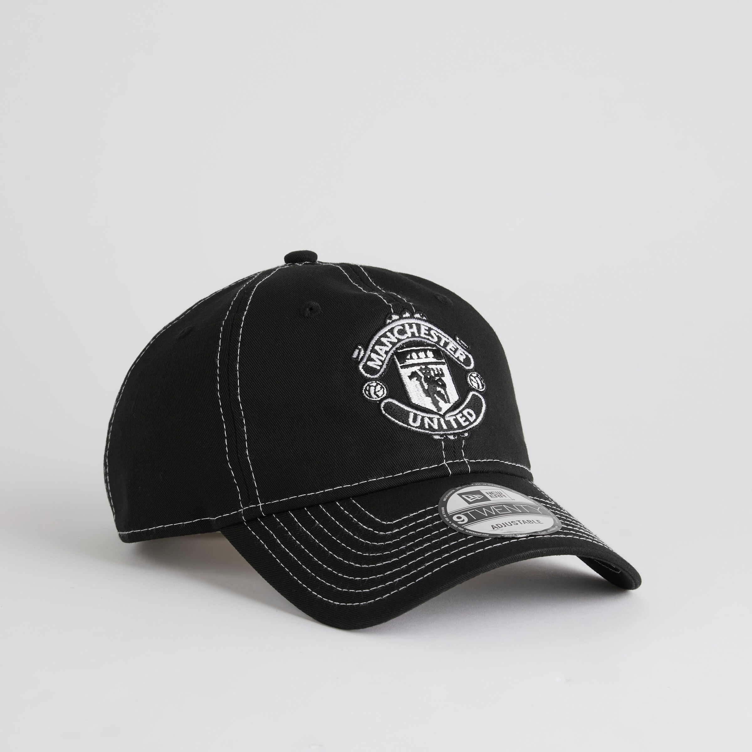 Manchester United x New Era Contrast Stitch 9Twenty Cap Black Black Detail [3-5]