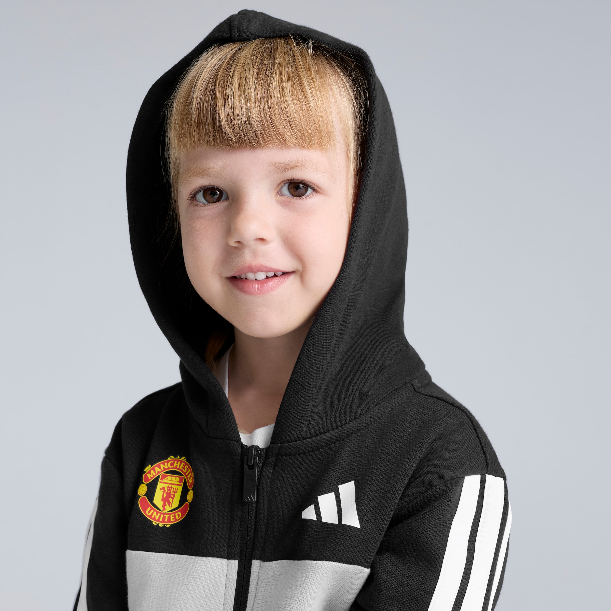 Manchester United x adidas Little Kids Essentials Tibero Fleece Tracksuit Black Black Detail [6-6]