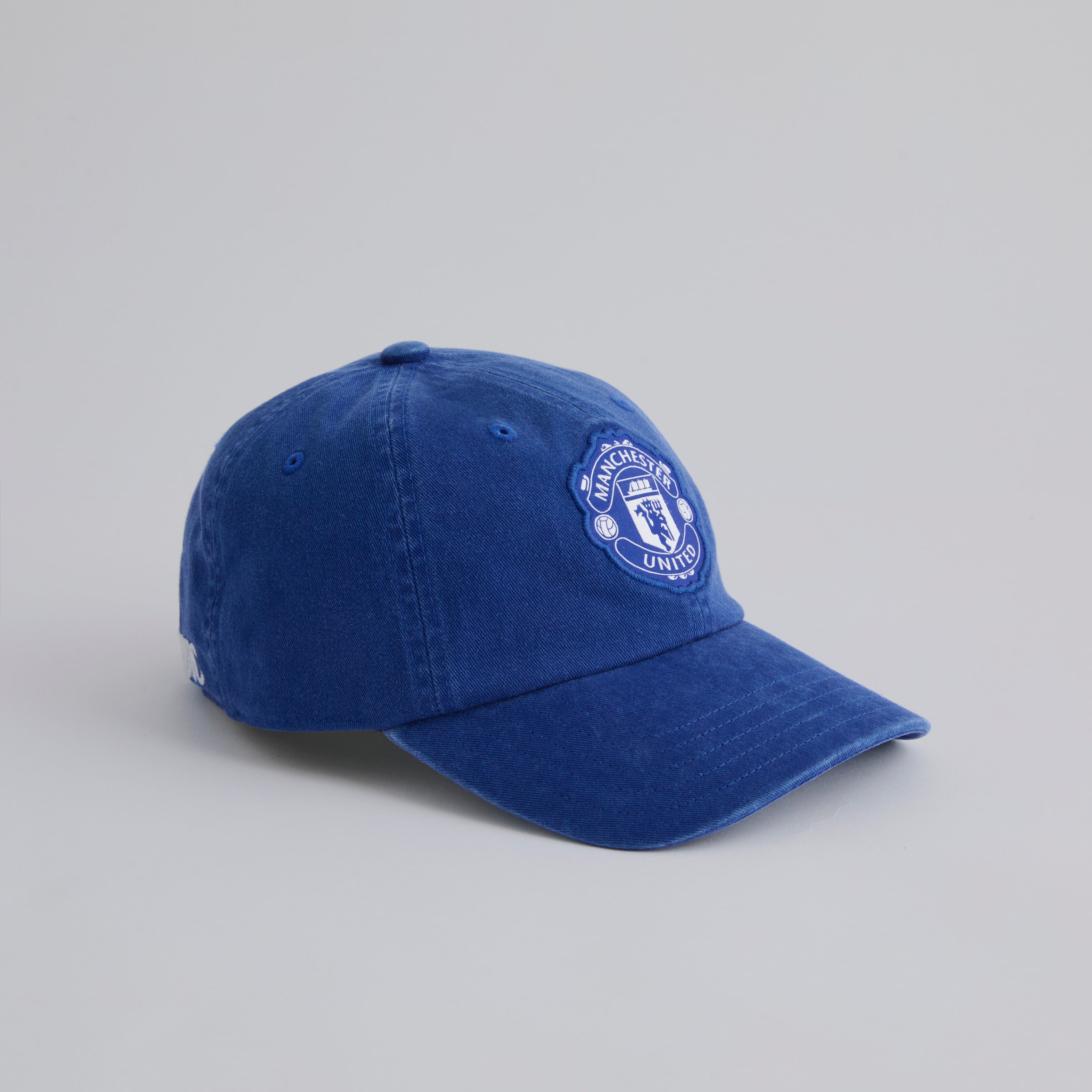 Manchester United x adidas Away Dad Cap Blue Bleu Détail [2-5]