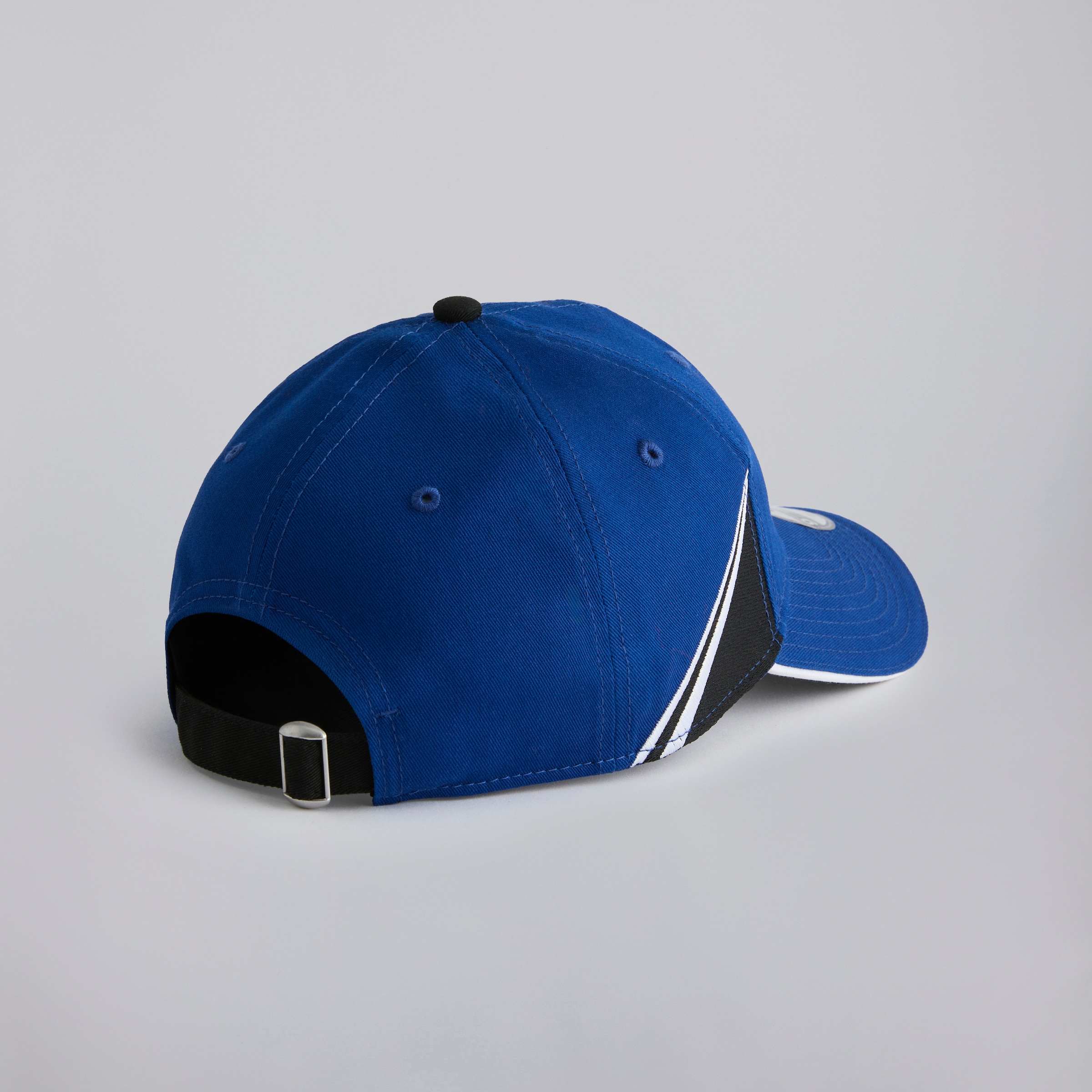 Manchester United x New Era 9Twenty Retro Cap Blue Azul Detalle [4-5]