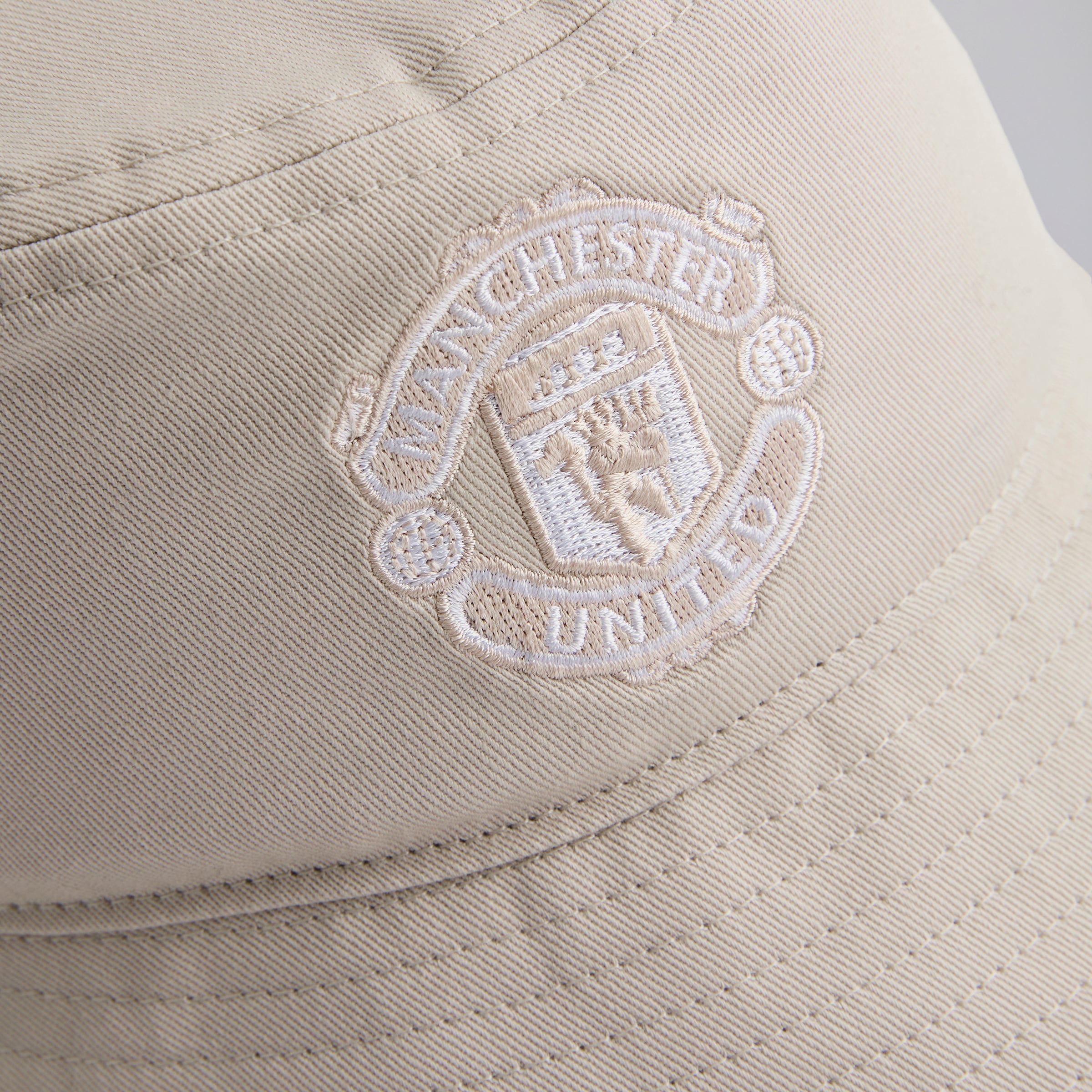 Manchester United x New Era Baby My First Bucket Hat Stone Beige 세부 사항 [5-5]