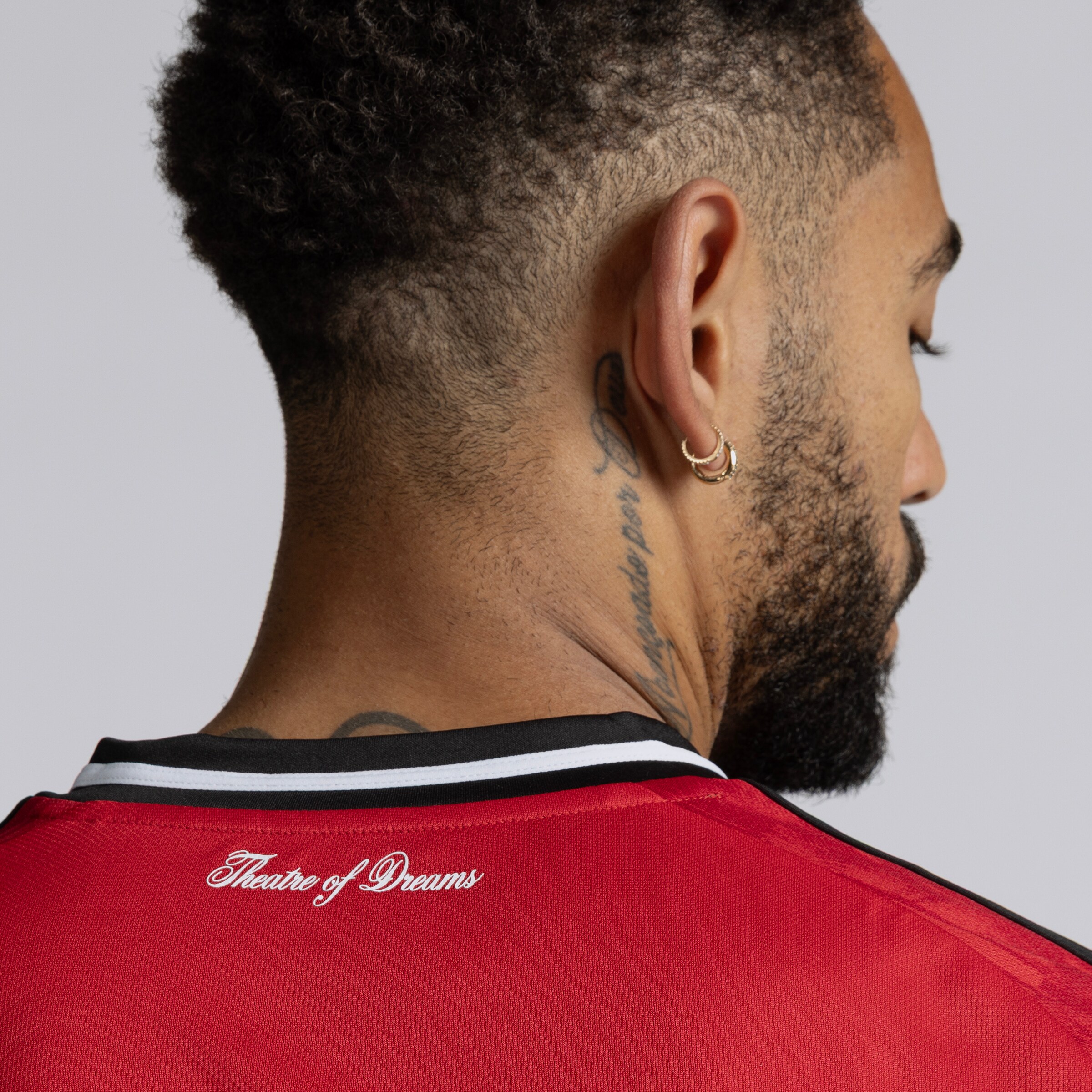 Manchester United 25/26 Home Jersey with Cunha 10 Club Printing Rouge Détail [5-5]