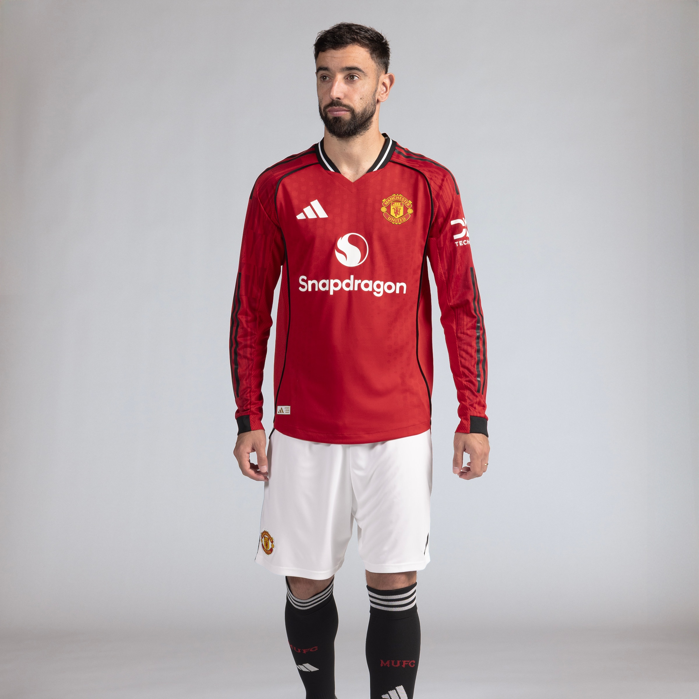 Manchester United 25/26 Home Long Sleeve Authentic Jersey Red Detail [3-5]