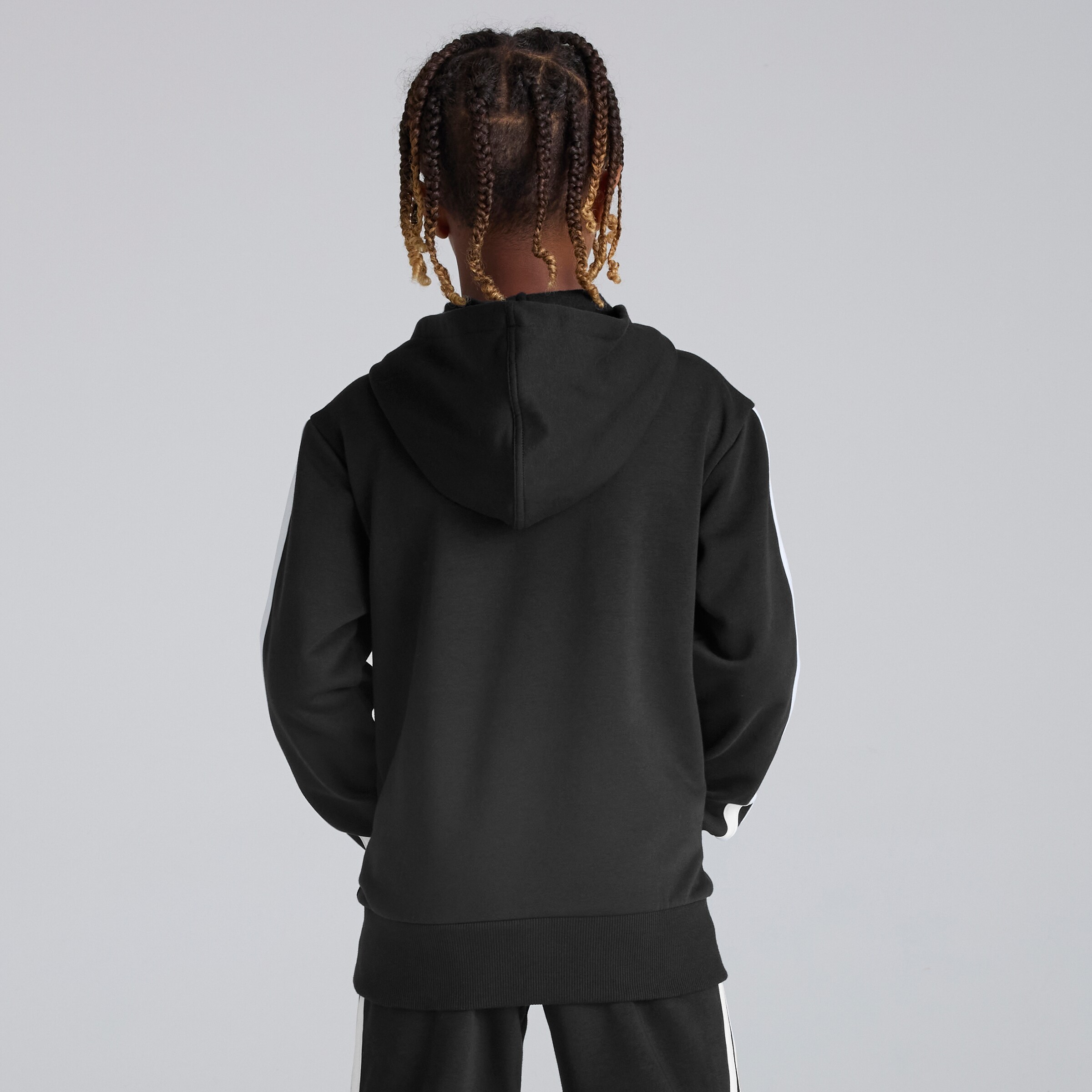 Manchester United x adidas Kids Essentials 3-Stripes Hoodie Black Noir Détail [2-5]