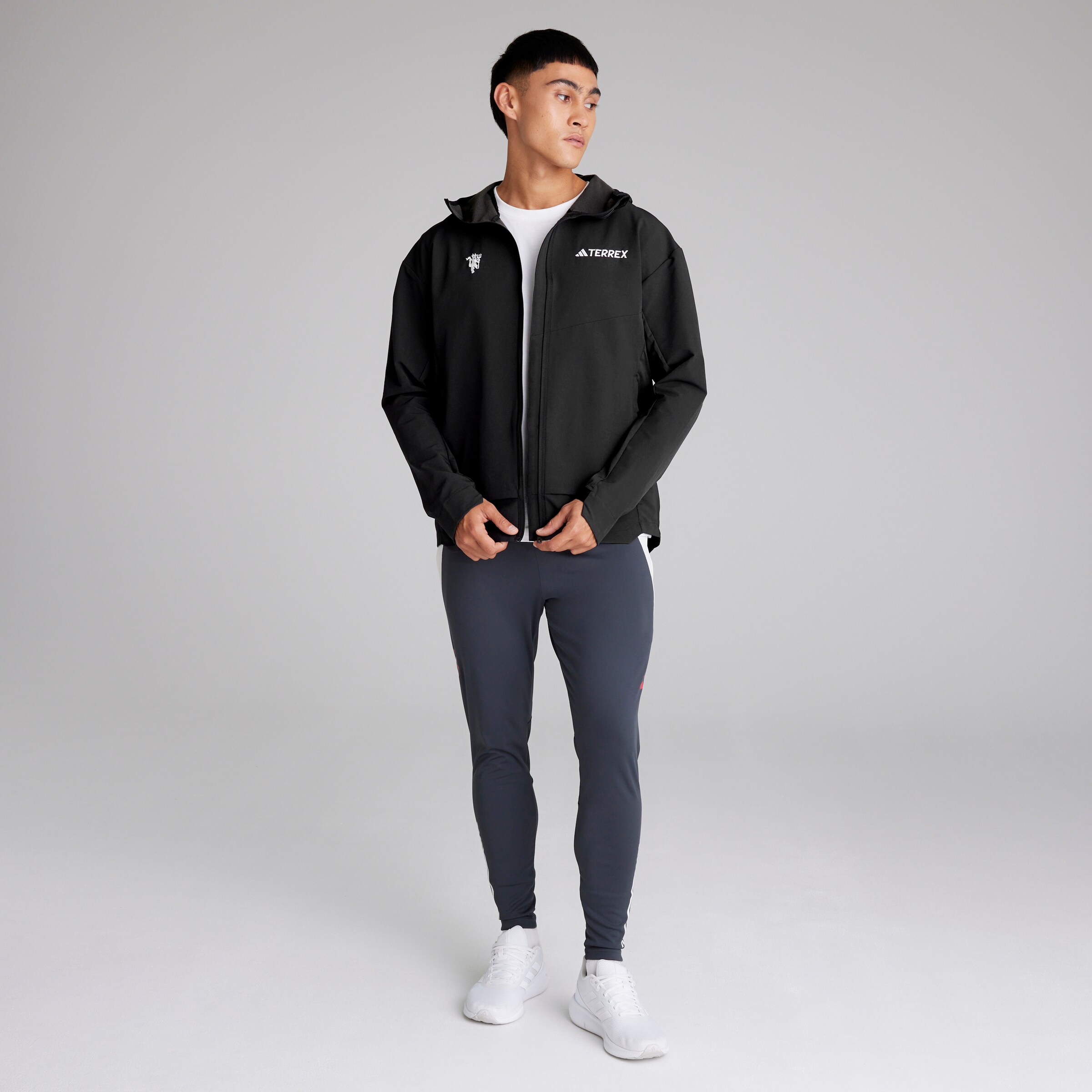 Manchester United x adidas Mens Terrex Multi Softshell Jacket Black Black Detail [3-6]