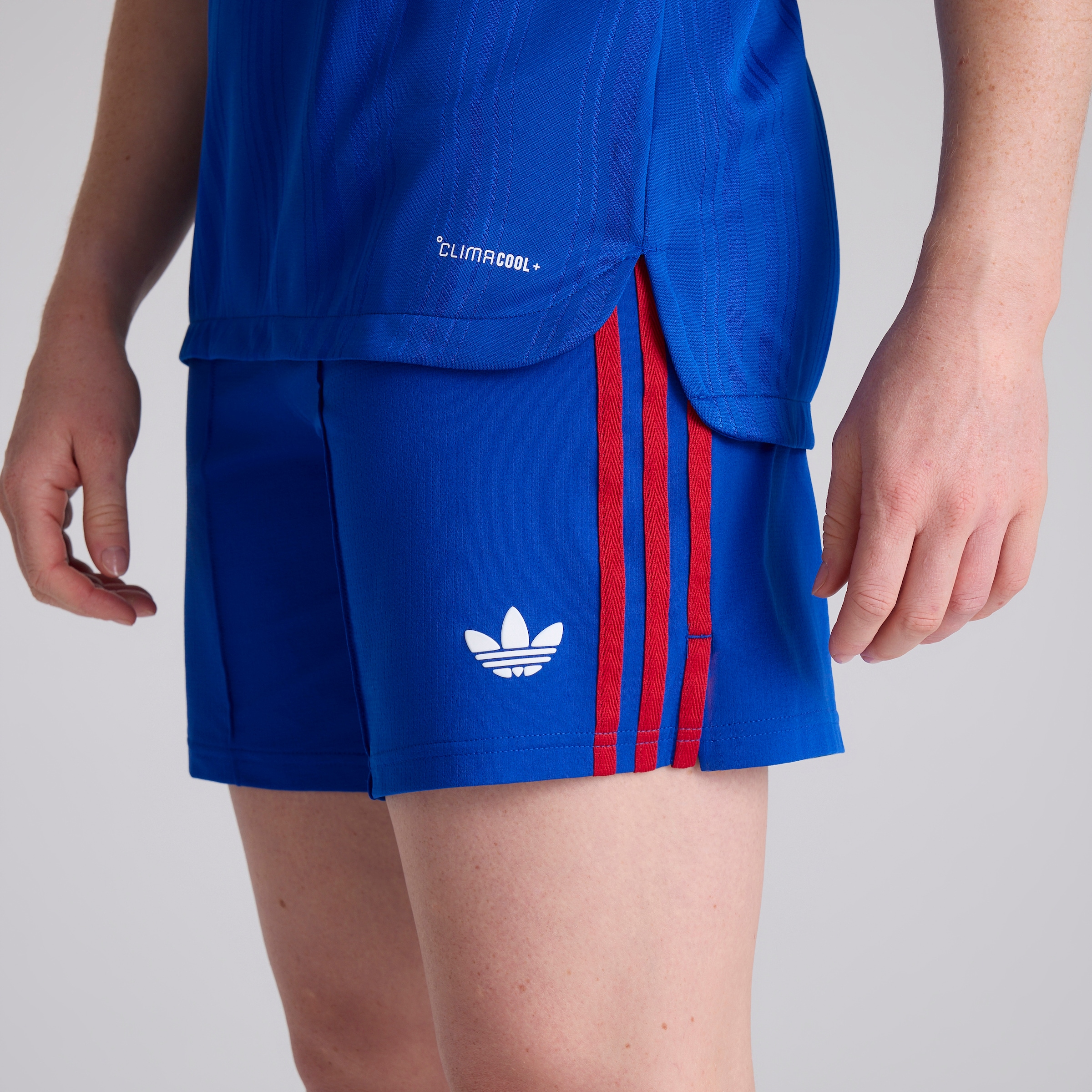 Manchester United Womens 26/27 Away Authentic Shorts Blue Bleu Détail [5-5]