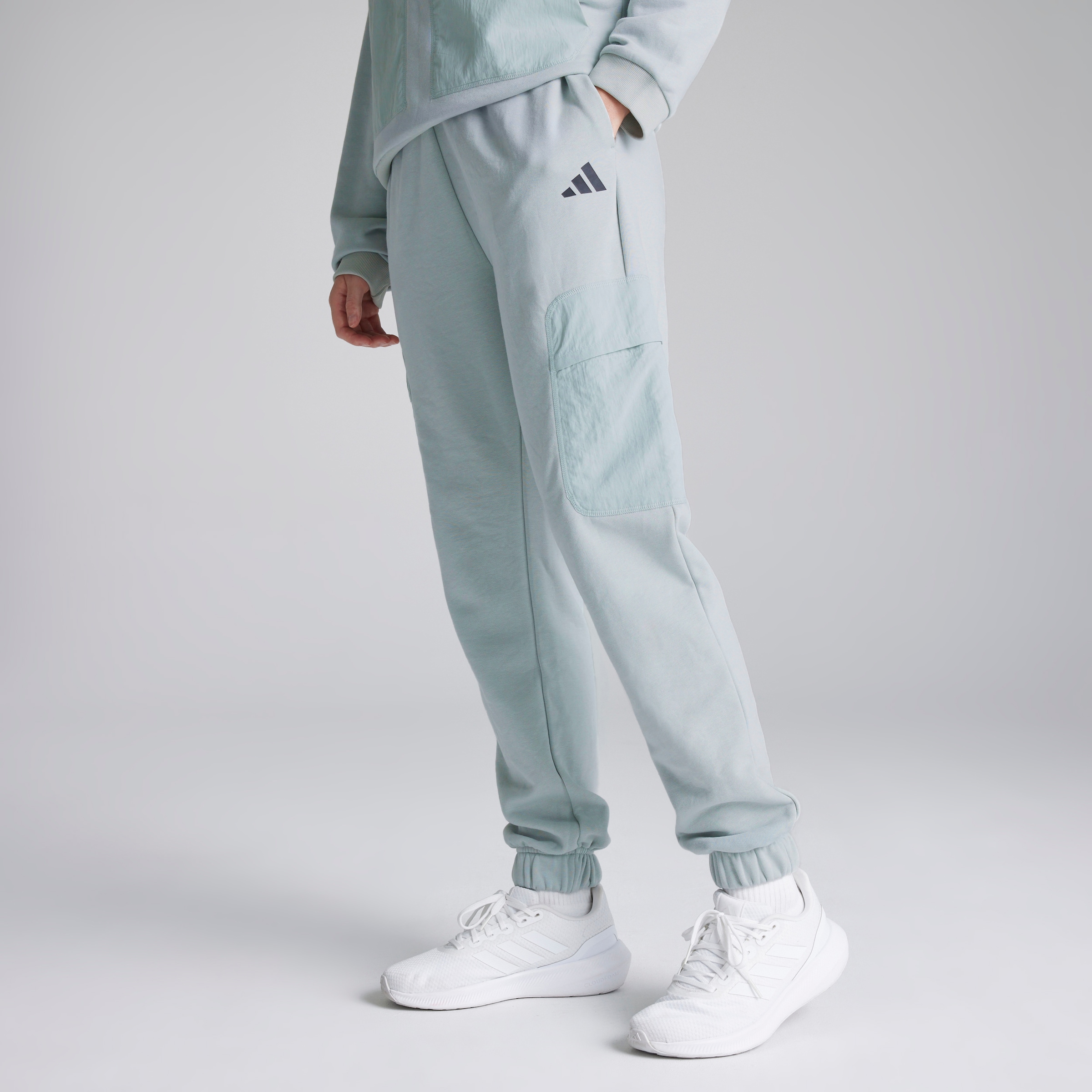 Manchester United x adidas Womens City Escape Cargo Pant Grey Grey