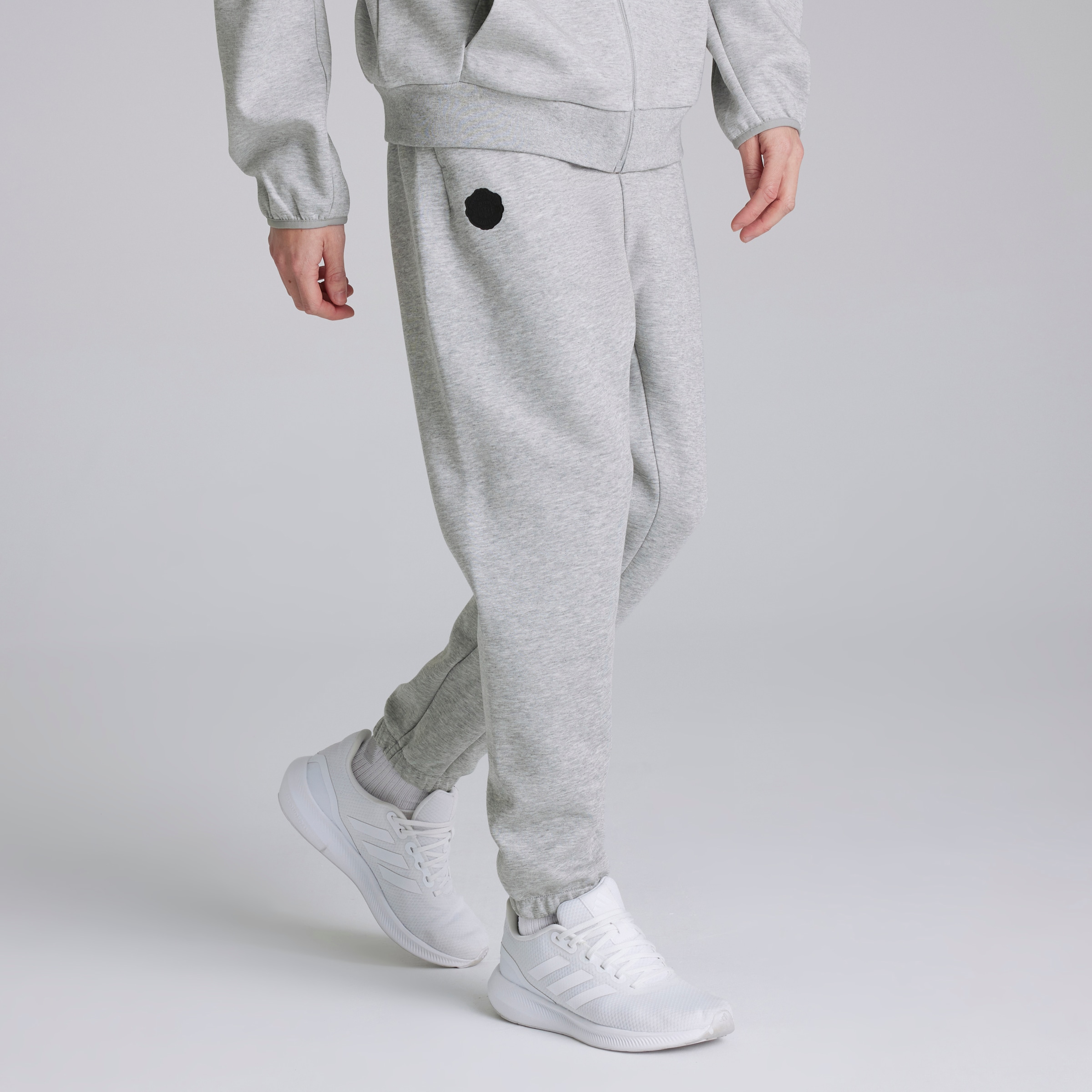Manchester United x adidas Future Icons Joggers Grey Marl Gris