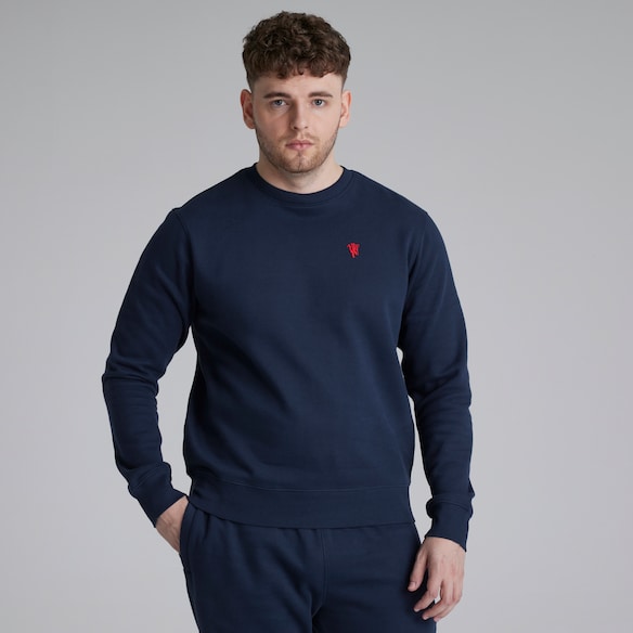 Manchester United Devil Essentials Sweatshirt Navy Navy blue
