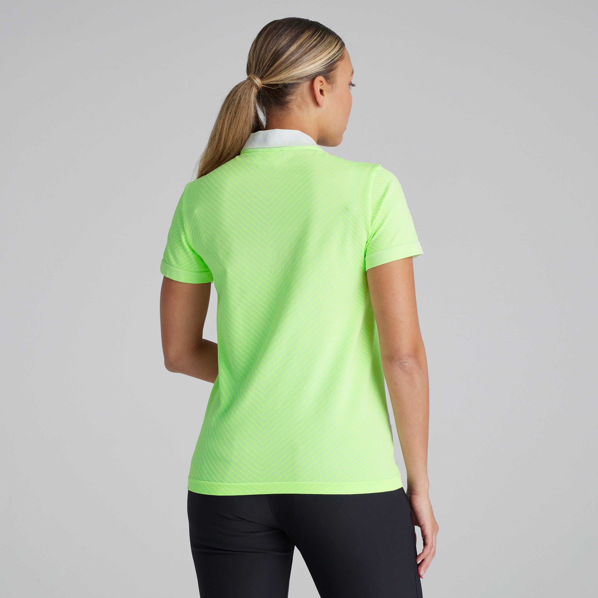 Manchester United x adidas Womens Golf Ultimate365 Tour PRIMEKNIT Polo Shirt Green Green Detail [2-5]