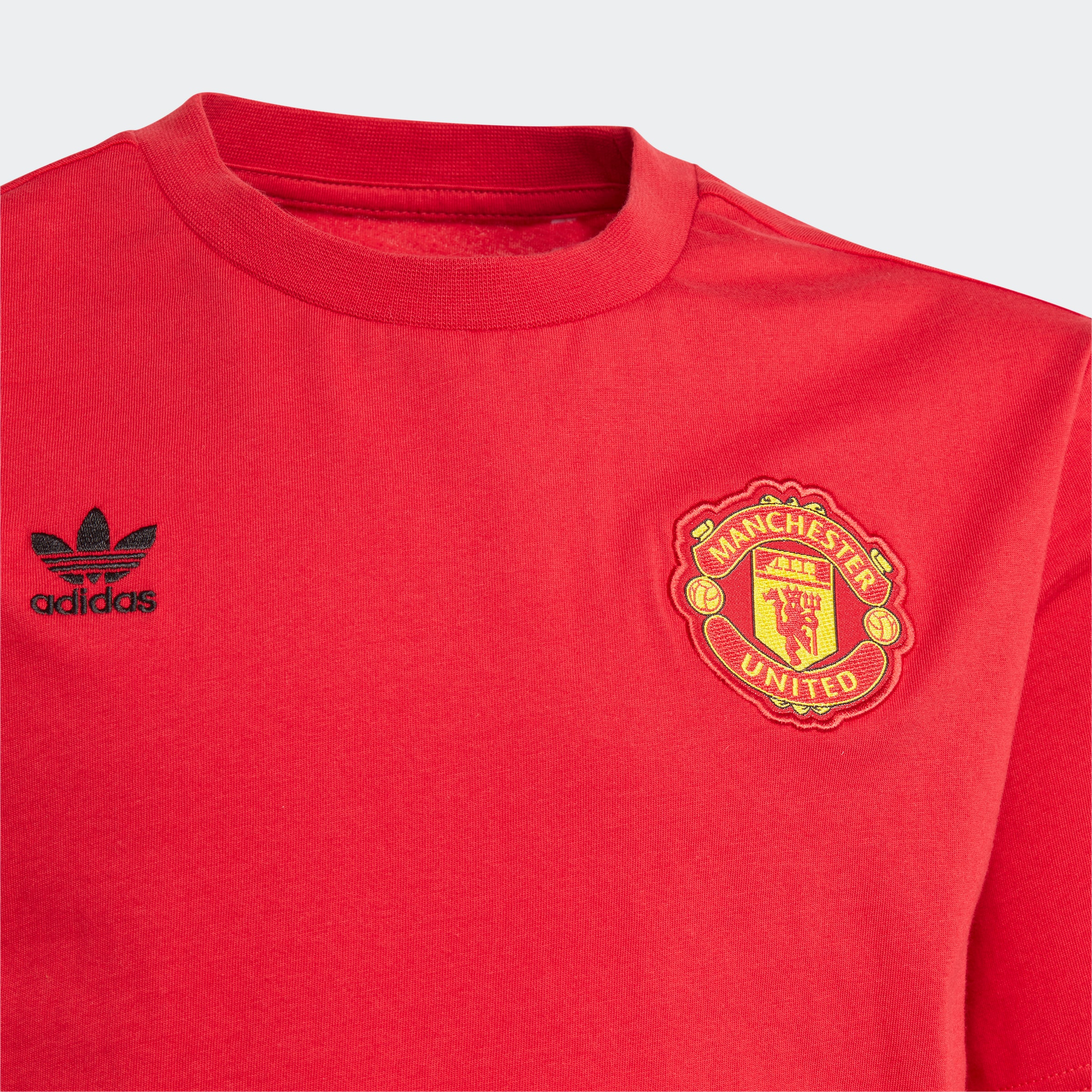 Manchester United Essentials Trefoil T-Shirt Kids Red Detail [3-4]