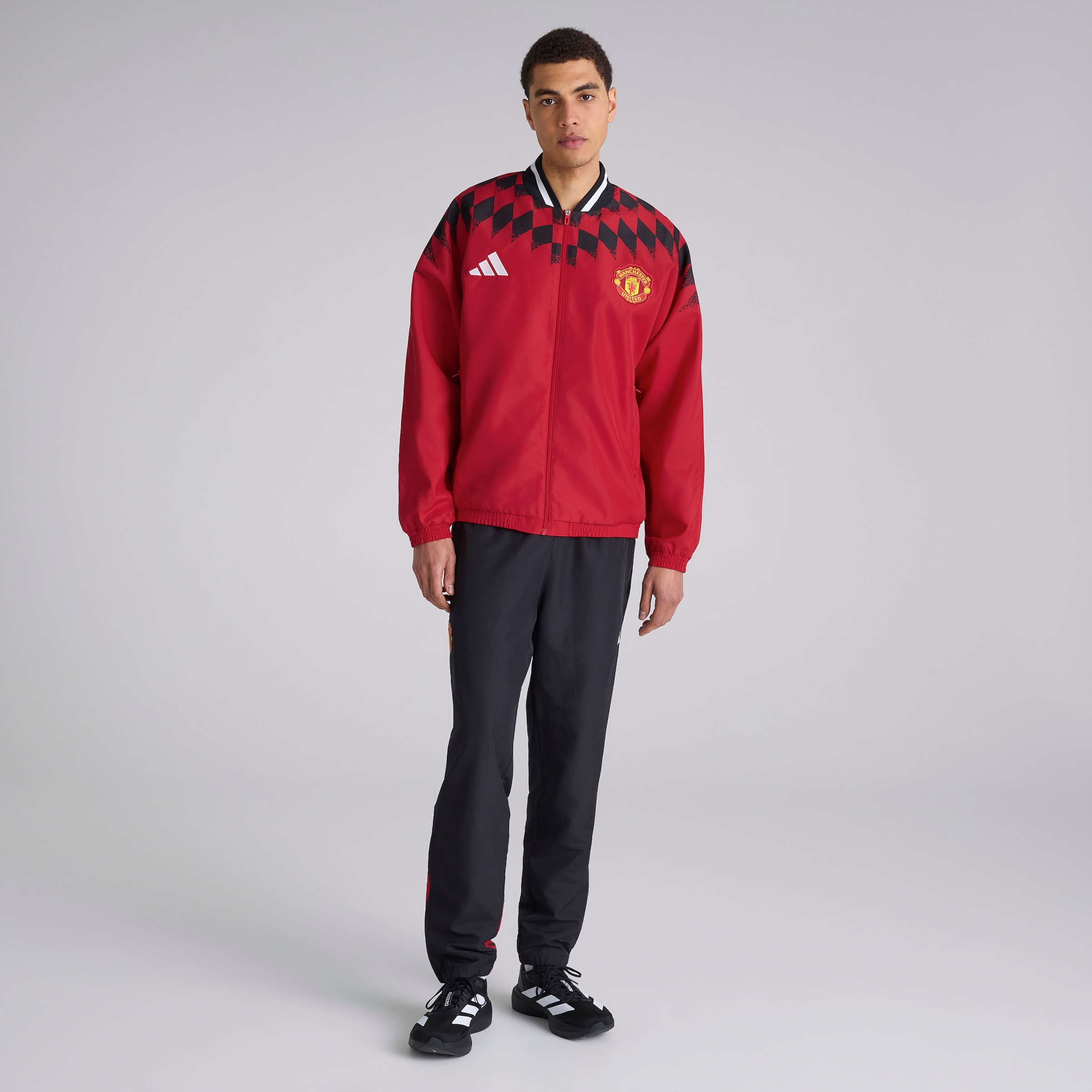 Manchester United x adidas Stadium Track Top Red Rojo Detalle [3-6]