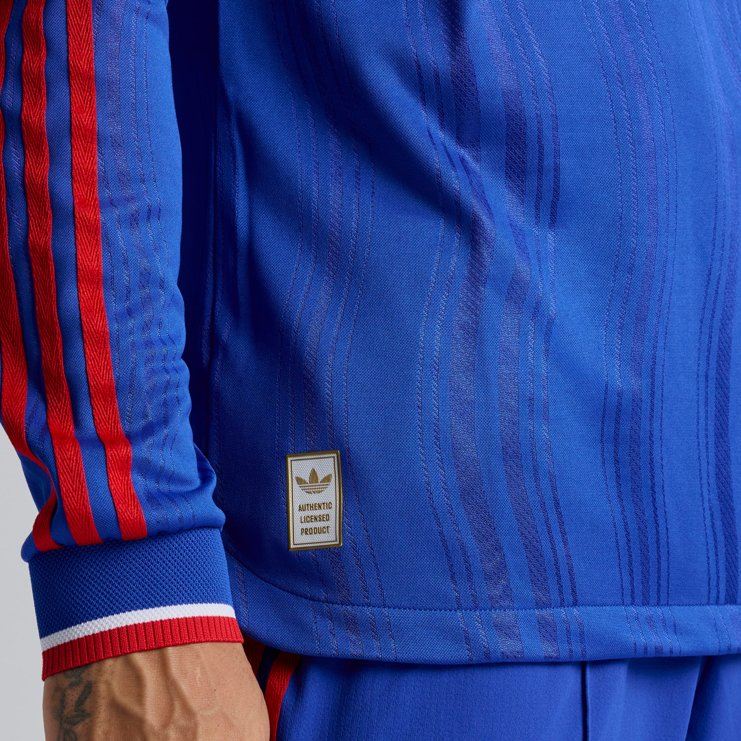 Manchester United 26/27 Away Authentic Long Sleeve Jersey 蓝色 细节 [4-5]