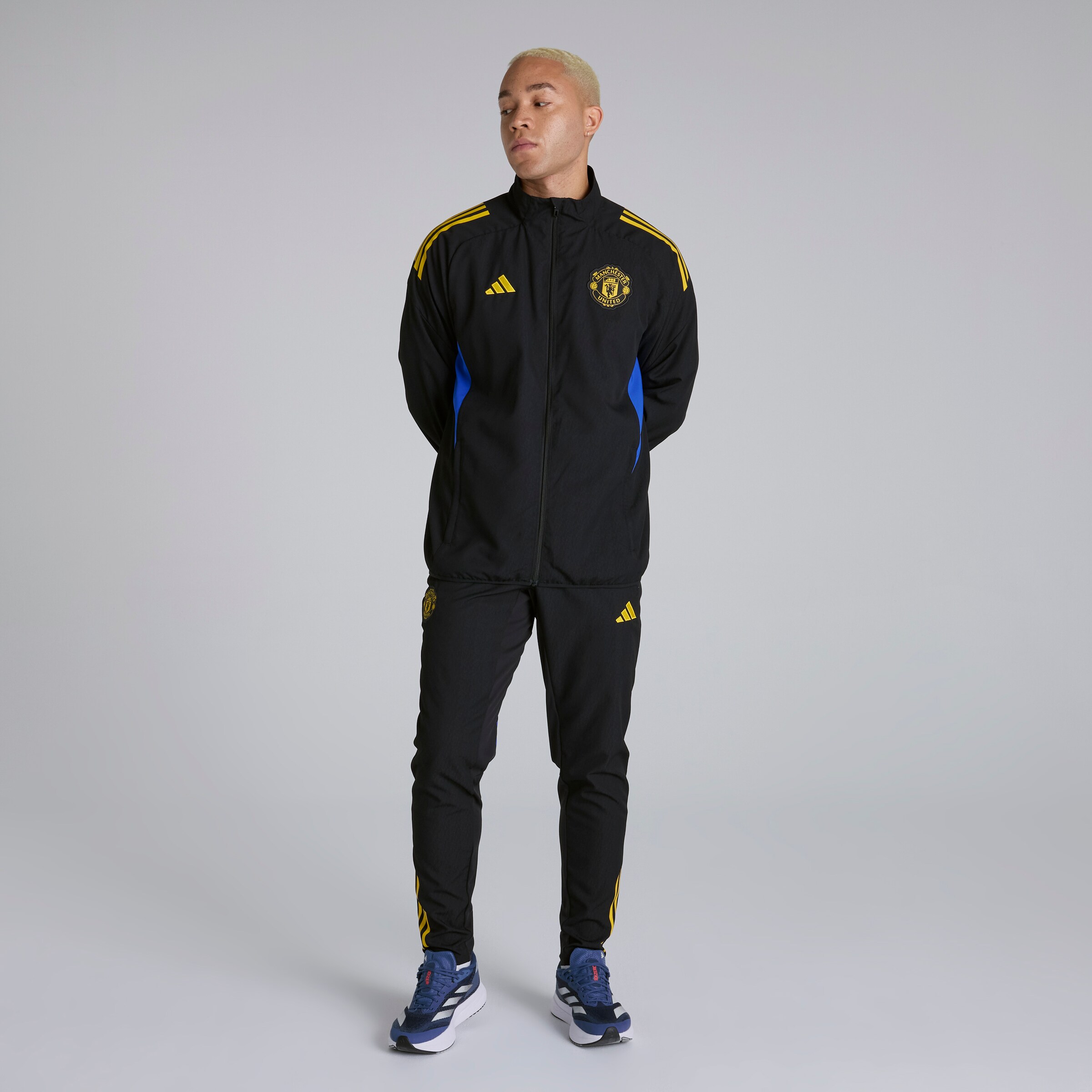 Manchester United Tiro 25 Competition Presentation Jacket Black Detail [3-4]