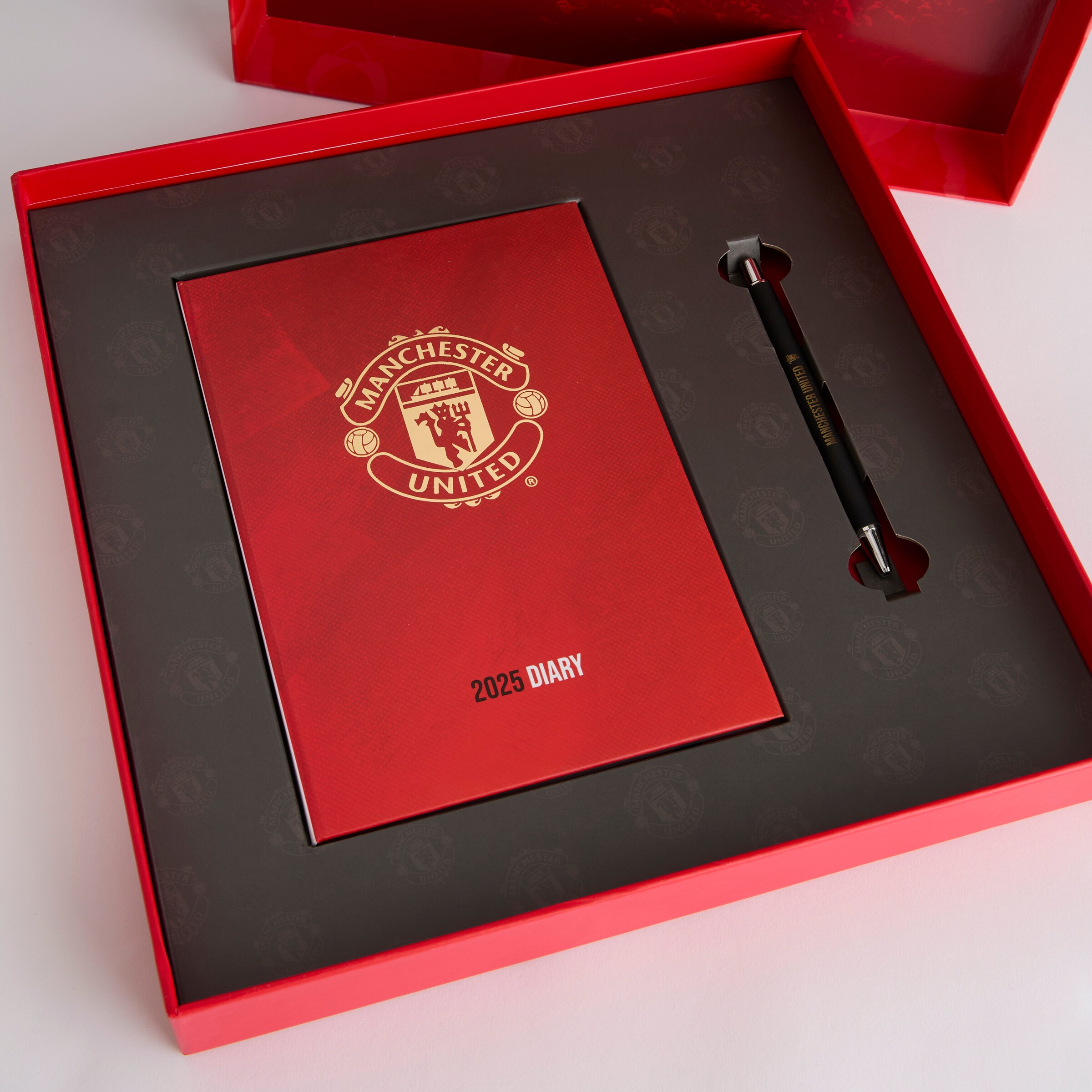 Buy Manchester United 2025 Calendar & Diary Musical Gift Box Red
