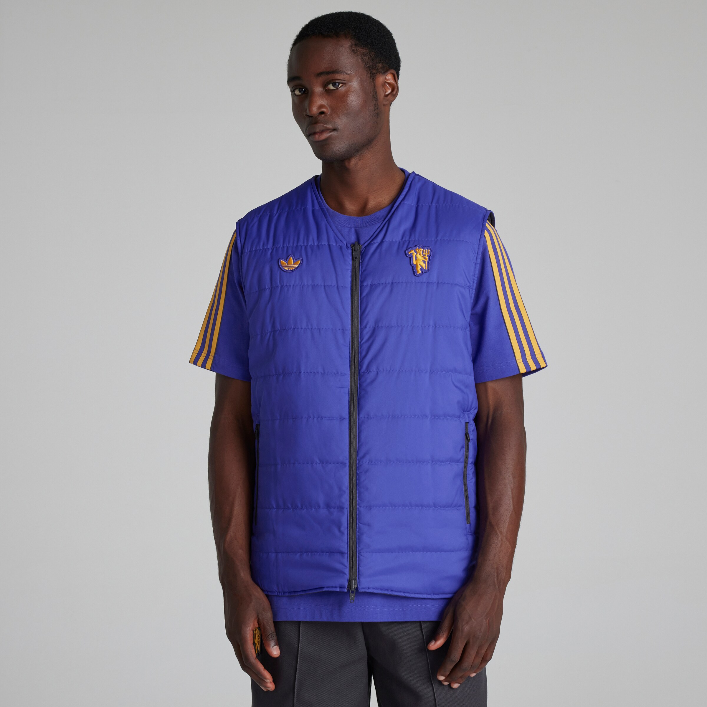 Manchester United Terrace Icons Vest Black Detail [6-6]