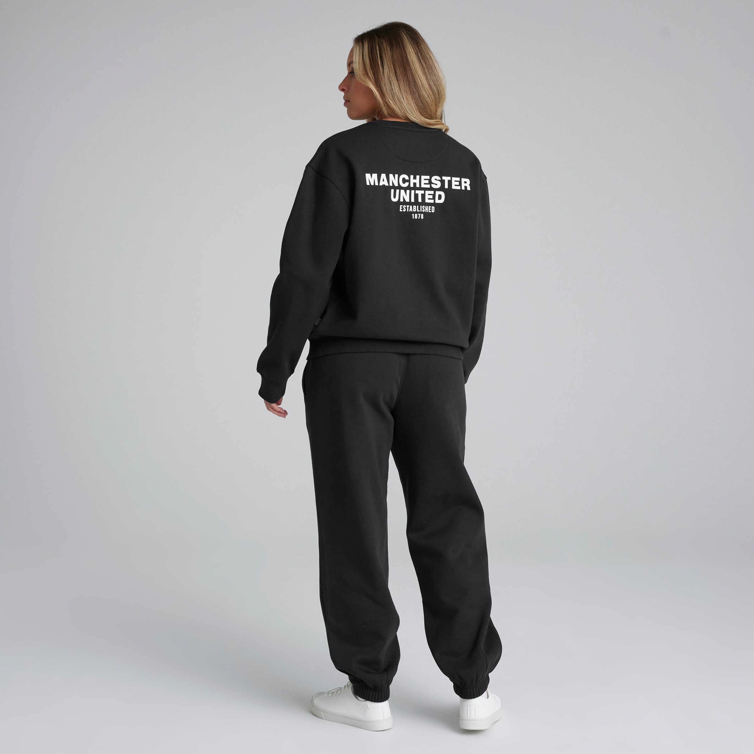 Manchester United Womens Print Joggers Black Black Detail [2-7]