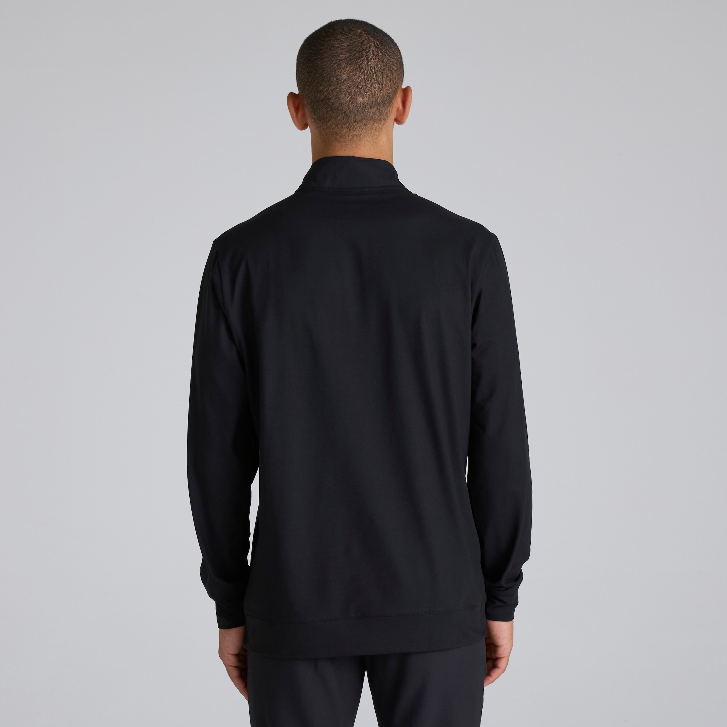 Manchester United x adidas Golf Ultimate365 Tour 1/4-Zip Sweatshirt Black Black Detail [2-5]