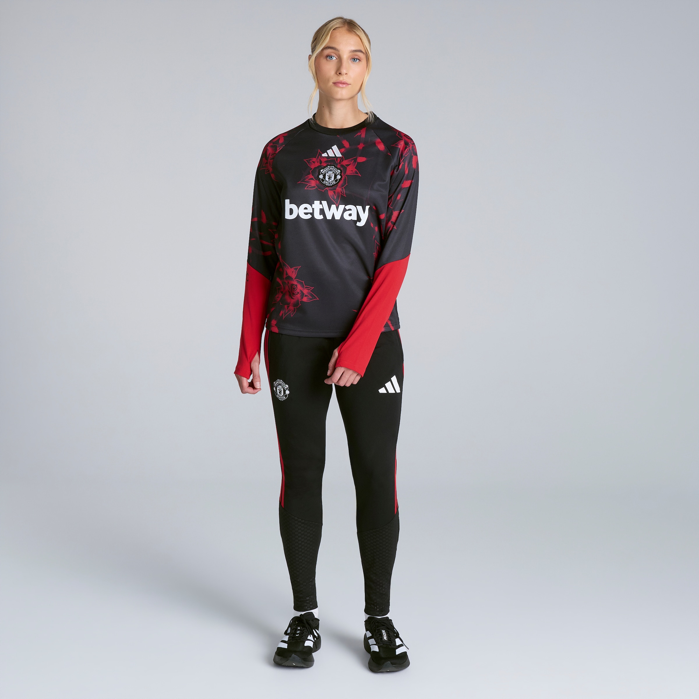 Manchester United Womens 26/27 Home Pre Match Warm Top (Sponsored) Red Detail [3-5]