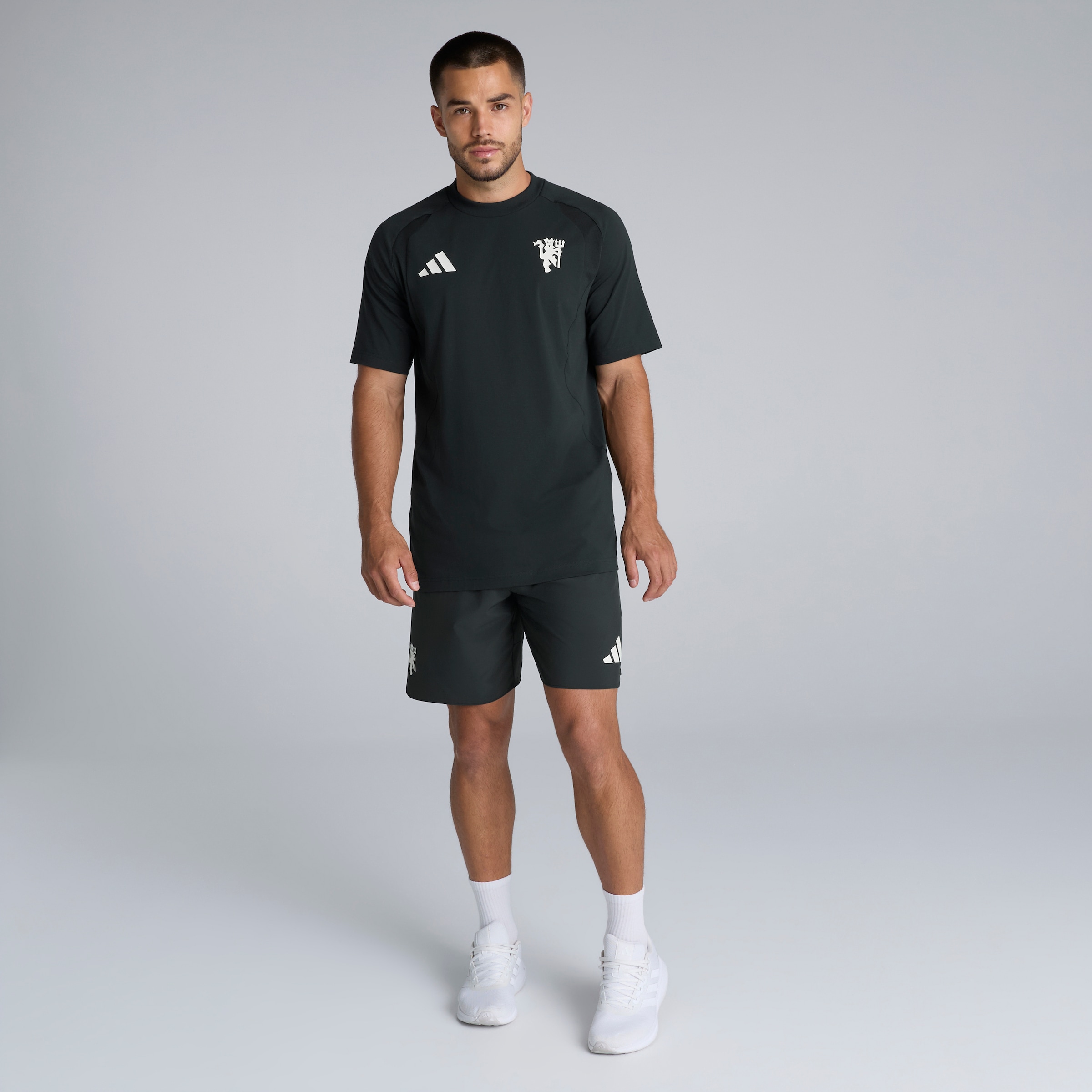 Manchester United Tiro Tech T-Shirt Green Grün Detail [3-5]