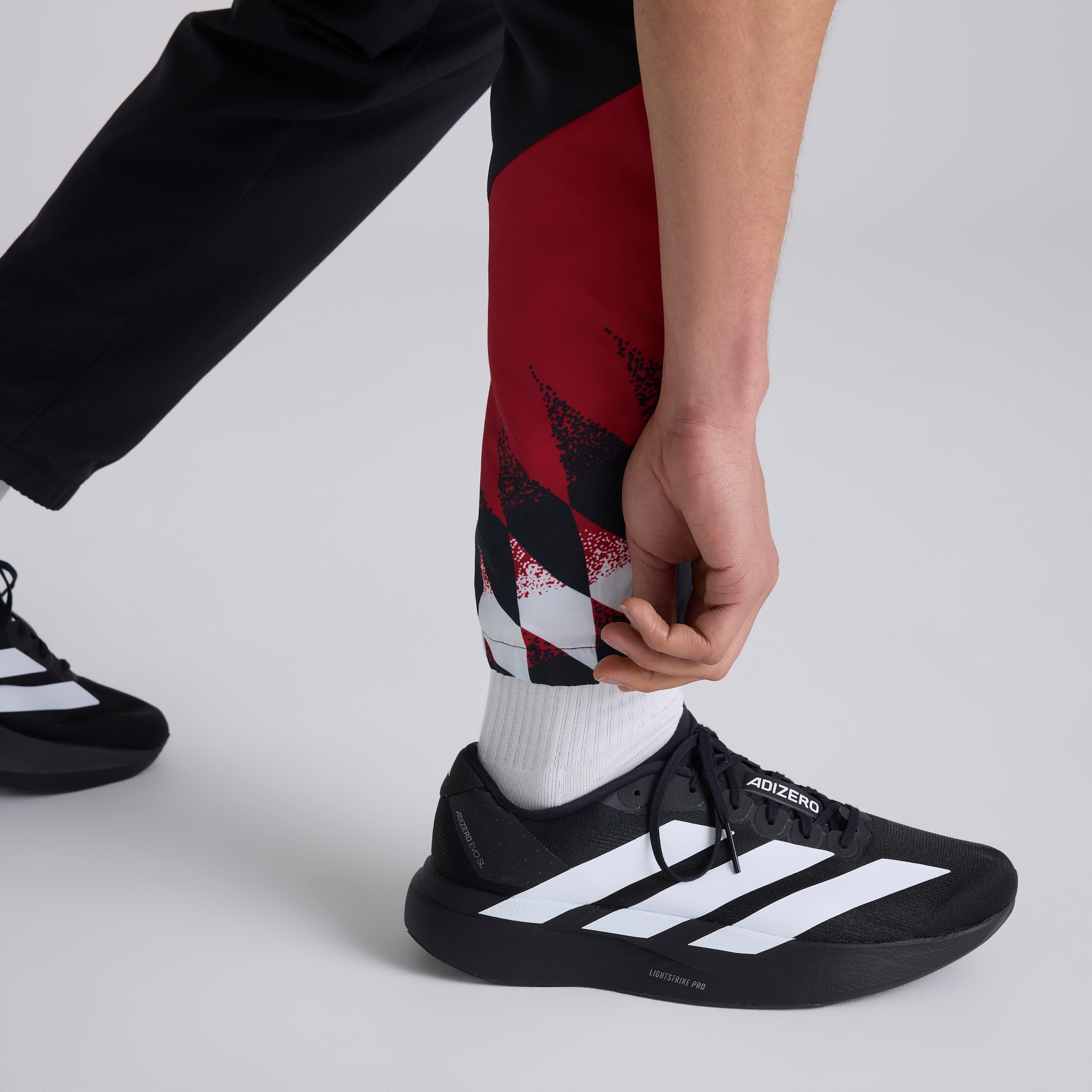 Manchester United x adidas Stadium Track Pants Black Black Detail [5-5]